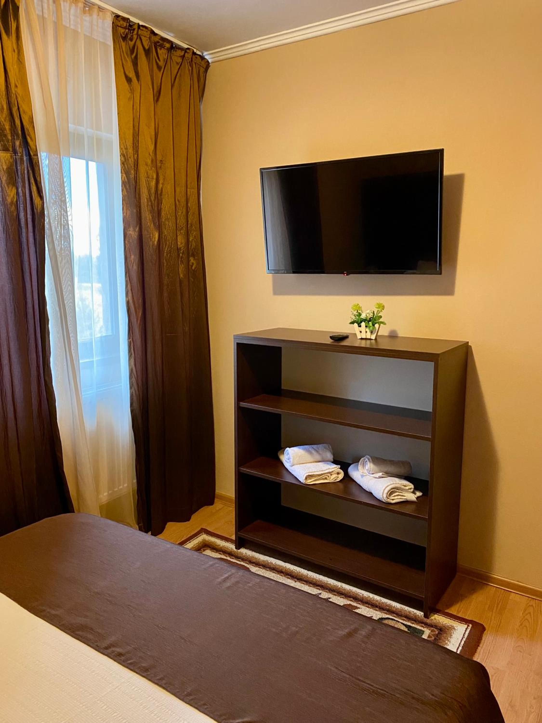 Two-Bedroom Apartment - Photo 5
