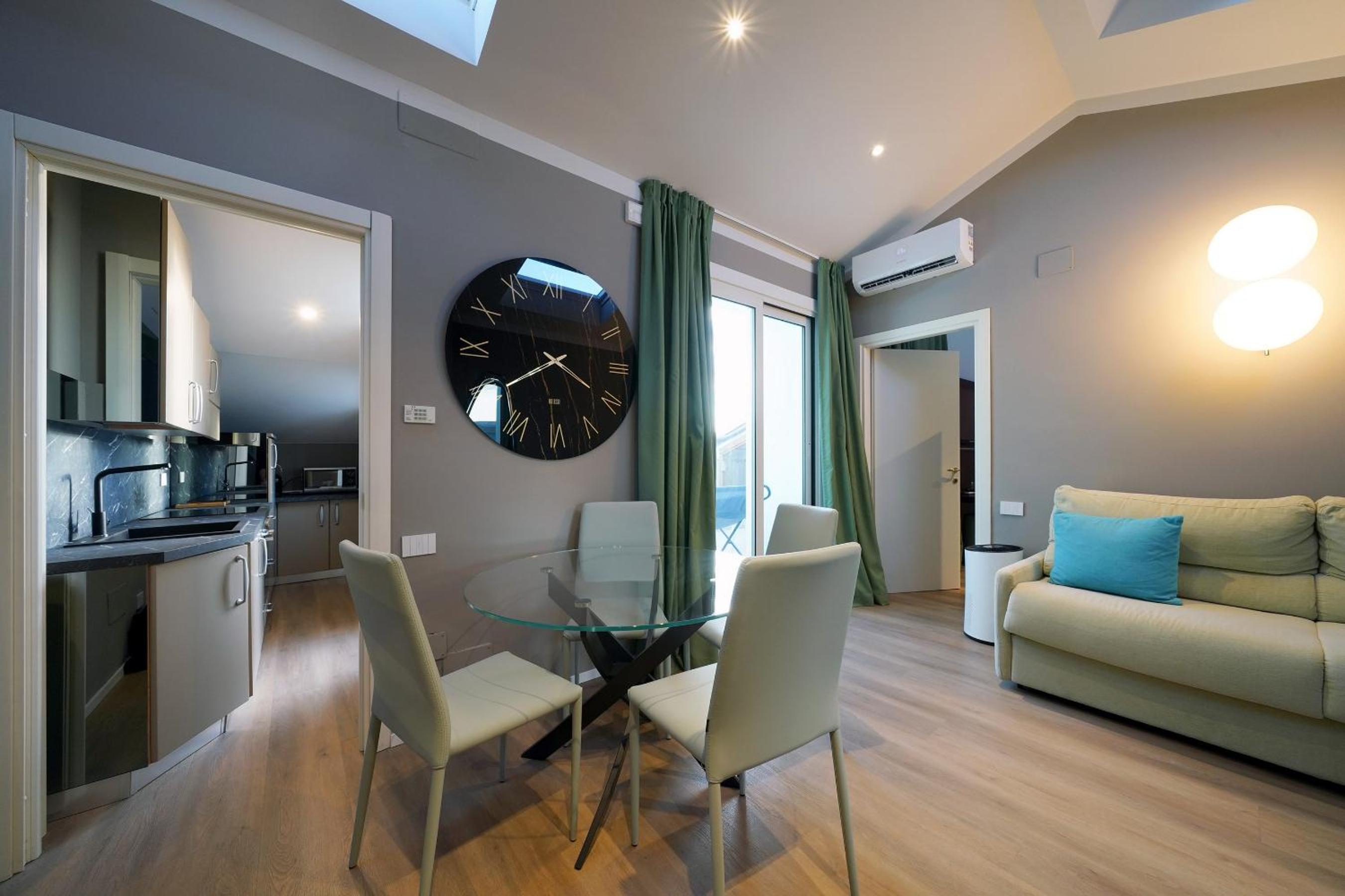 Suite with Spa Bath and Sauna - Photo 13