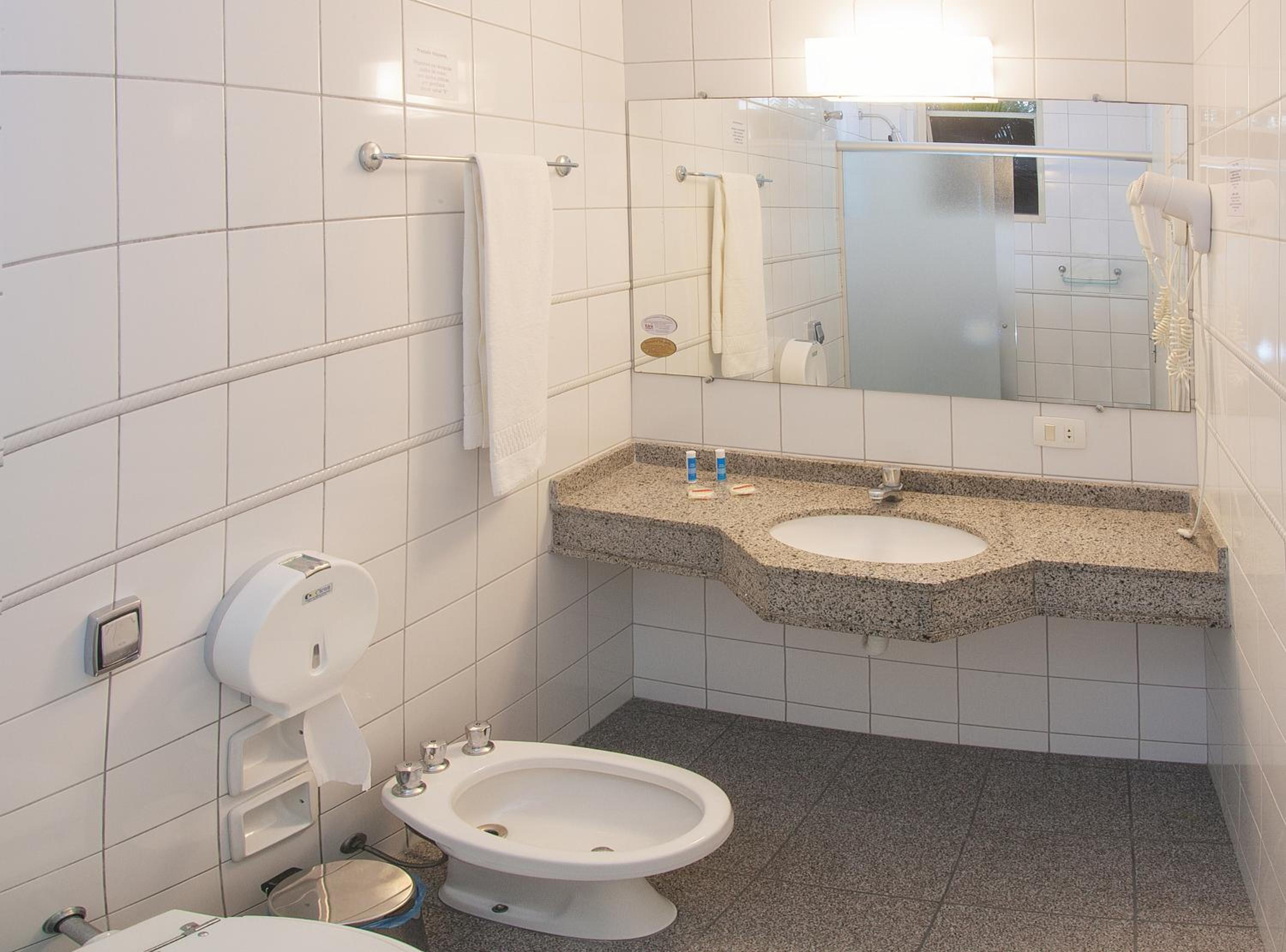 Superior Double Room with One Double Bed - Photo 3