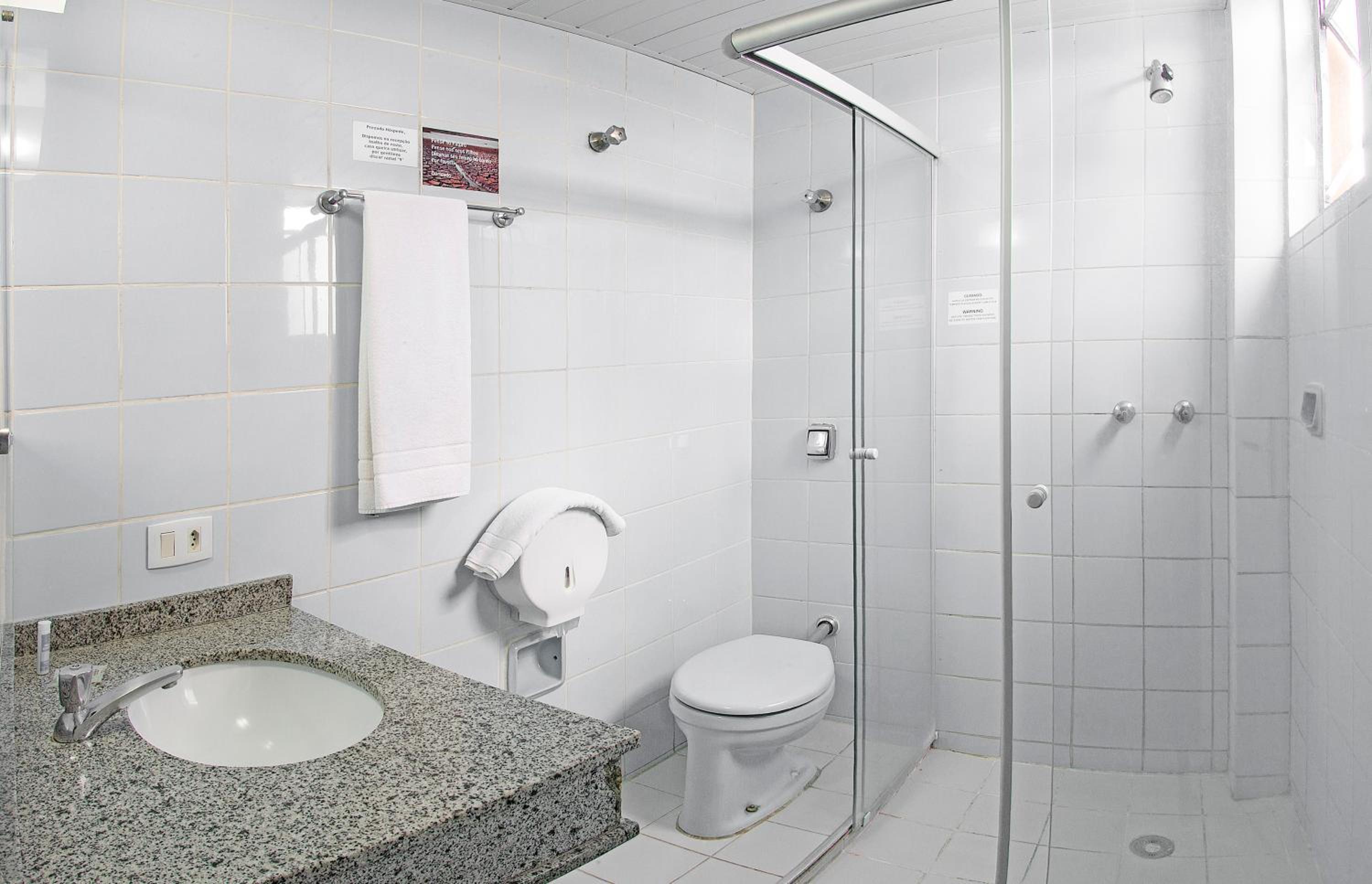 Superior Triple Room with 3 Single Beds - Photo 2