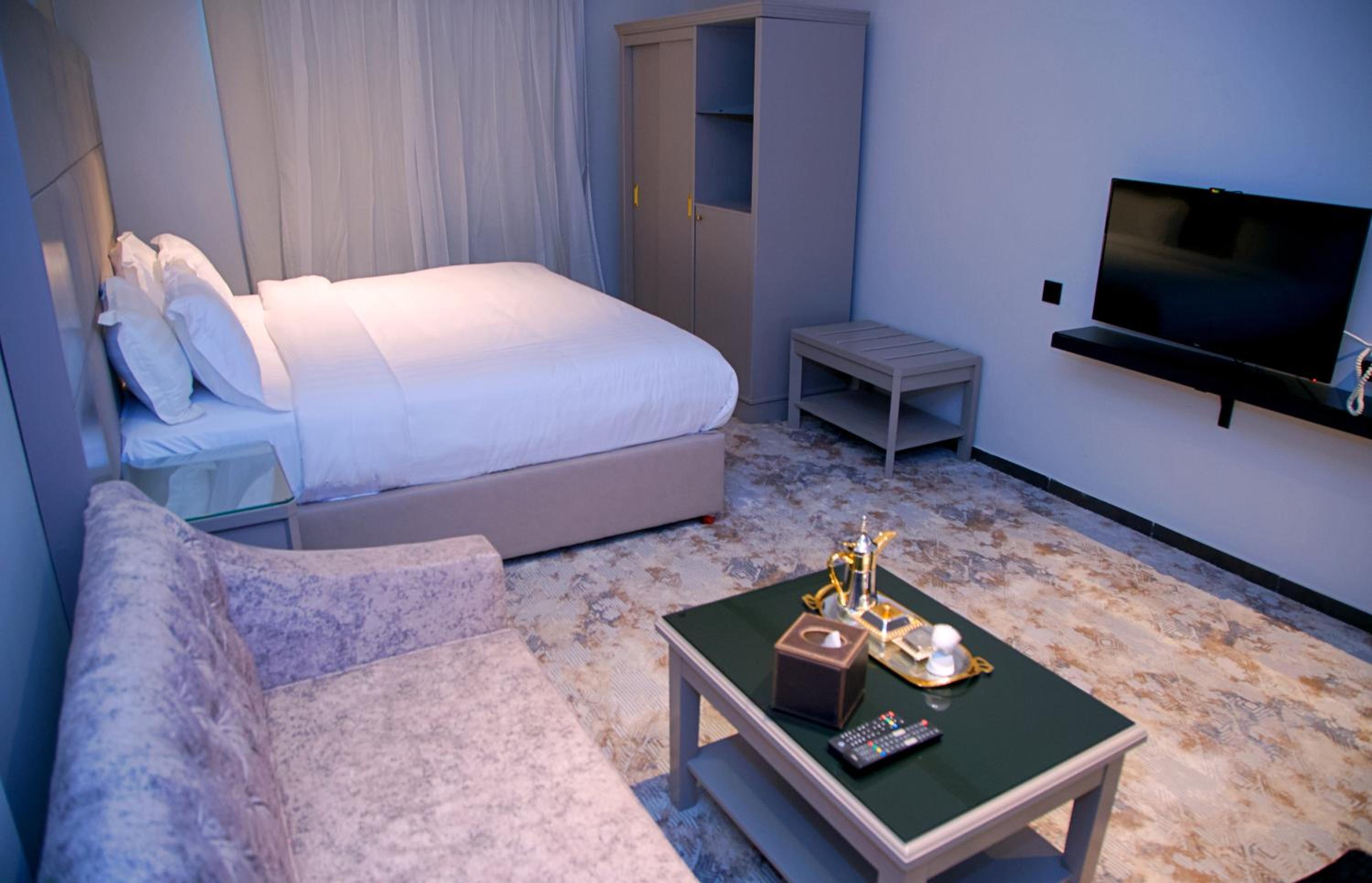 Budget Double Room photo 2