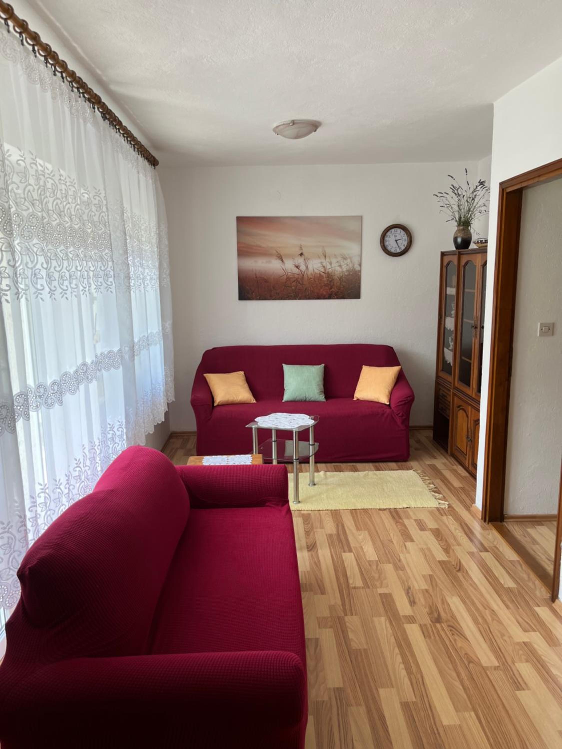 One-Bedroom House photo 1