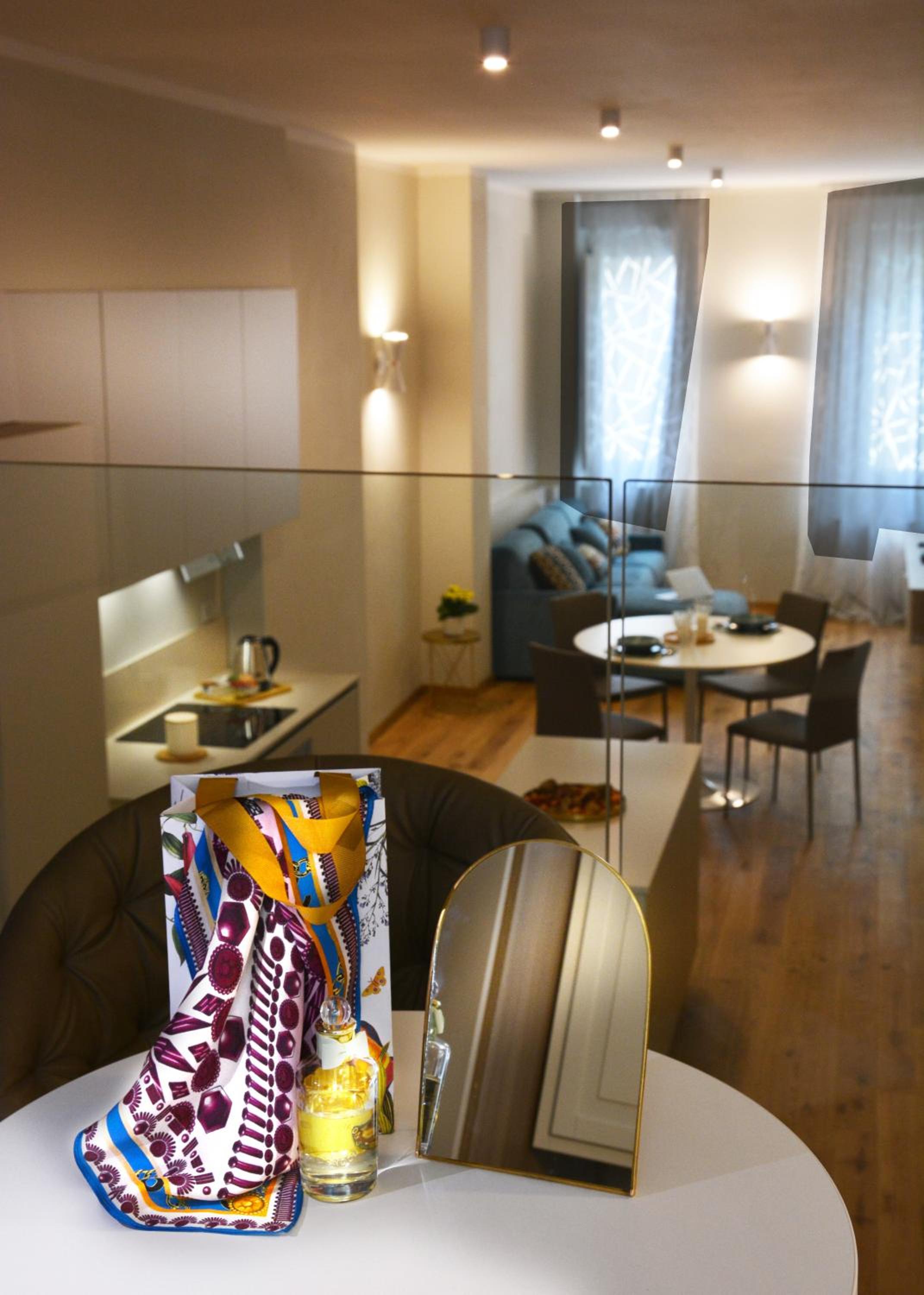 Large Apartment - Split Level  photo 3