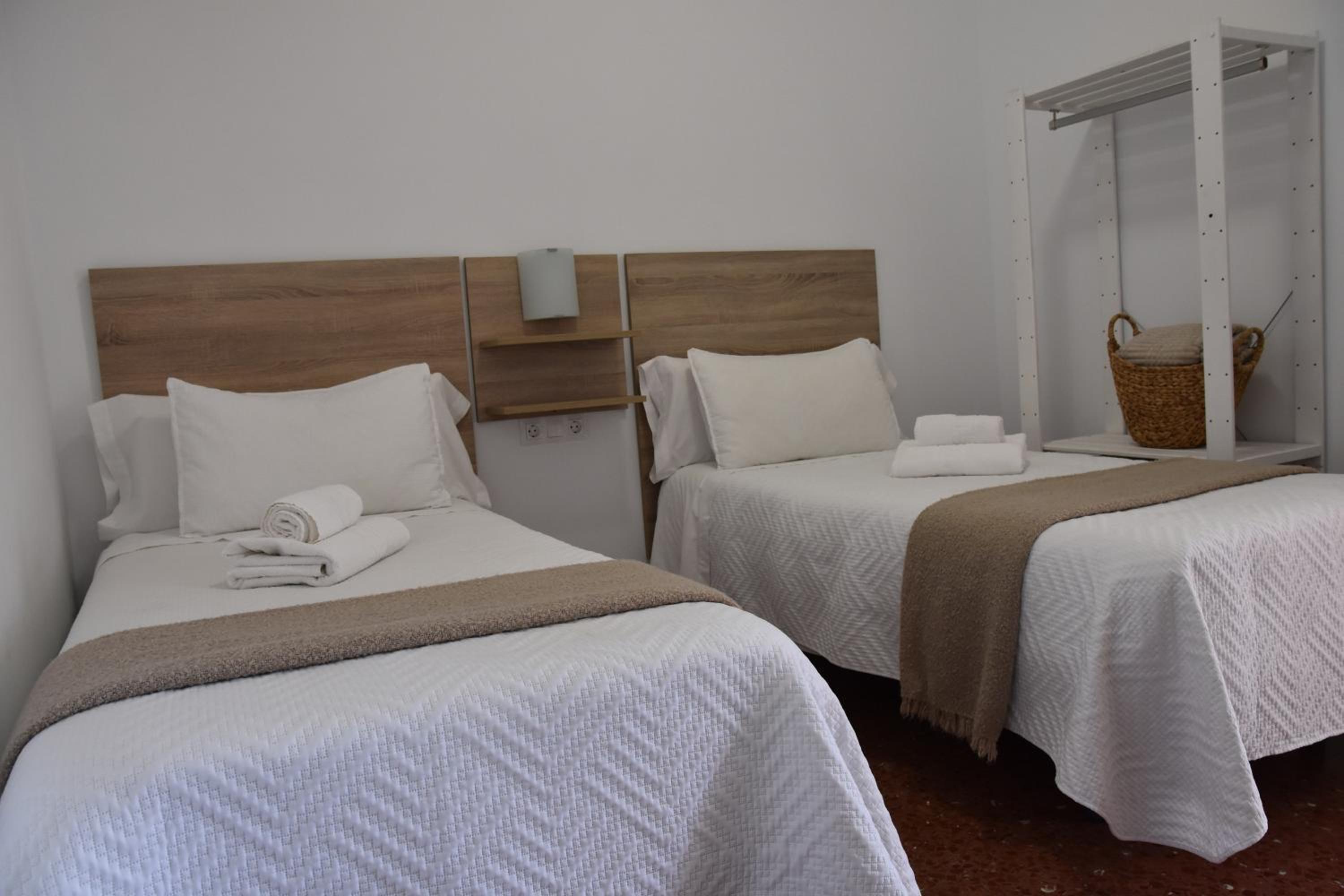 Apartamento de tres habitaciones - Planta baja