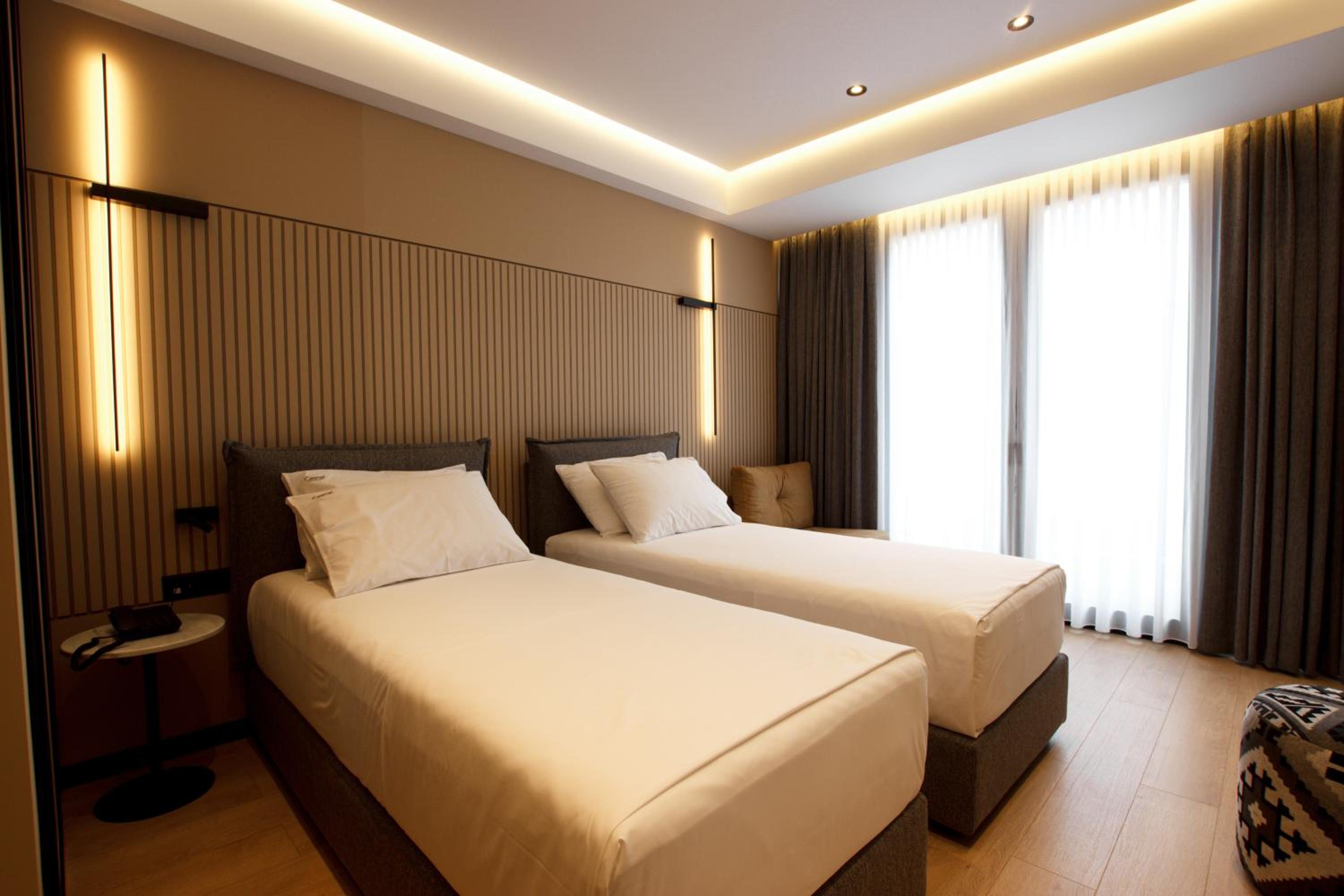 Luxury Triple Room photo 2