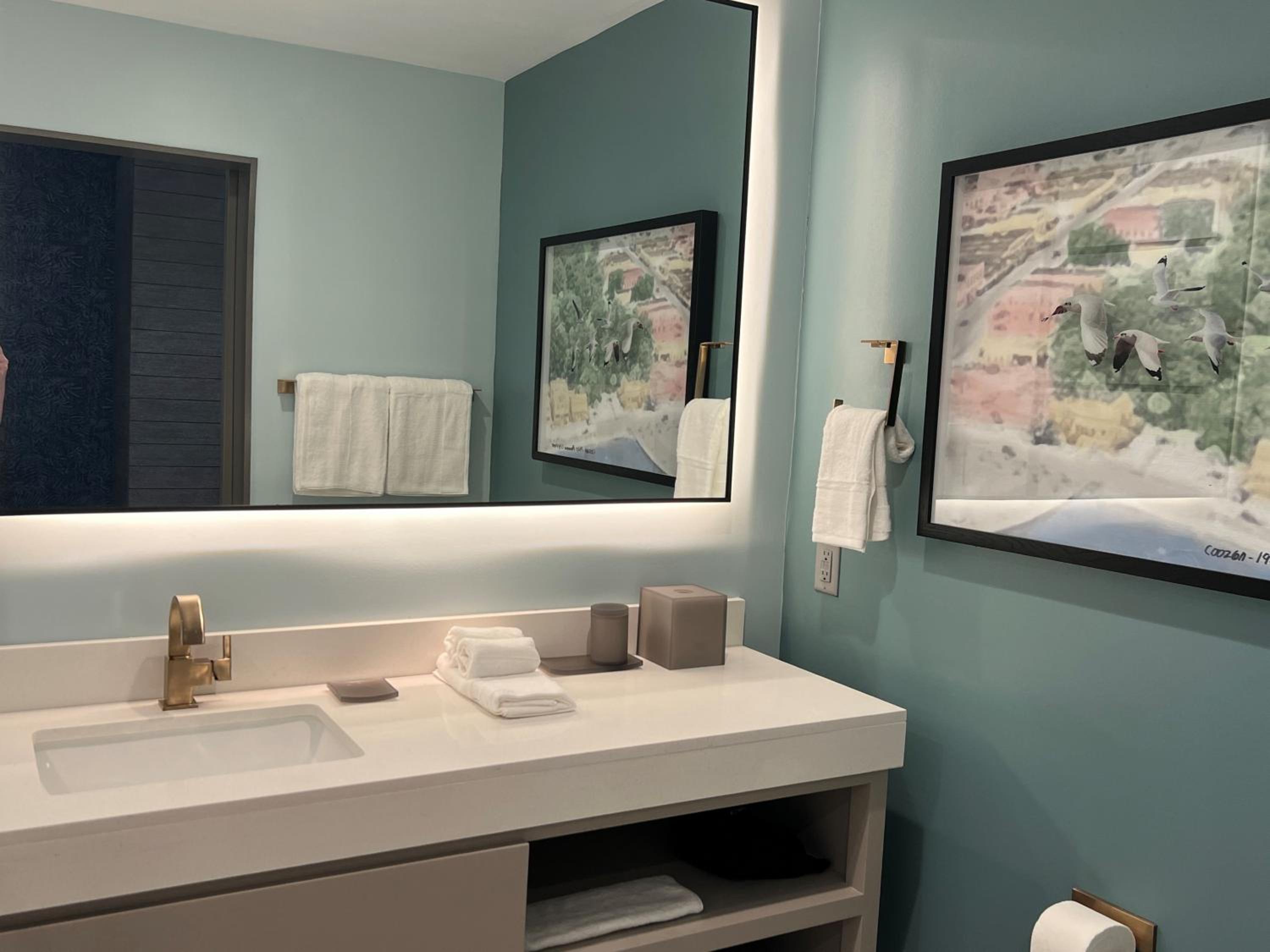 Standard King Room - Photo 3