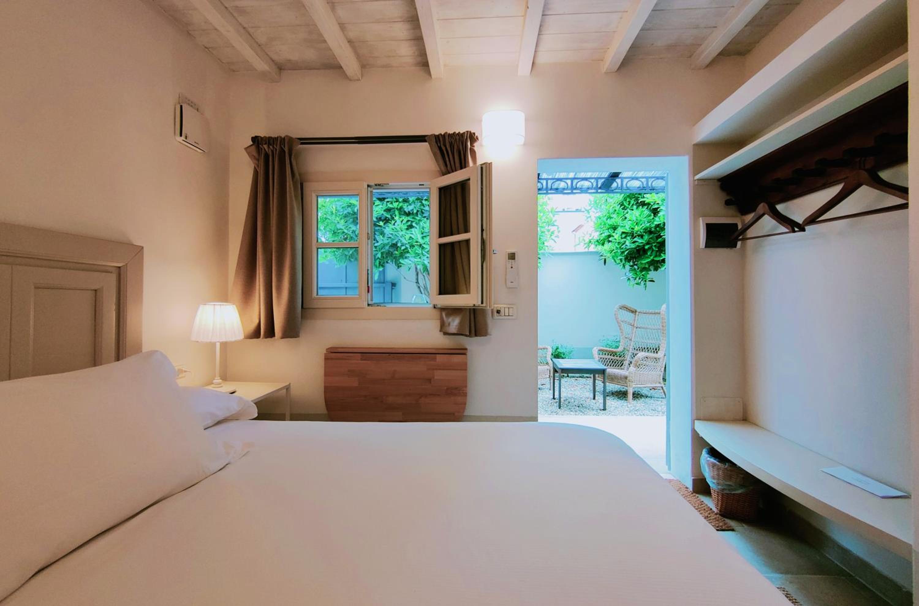 Double Room with Garden View photo 2