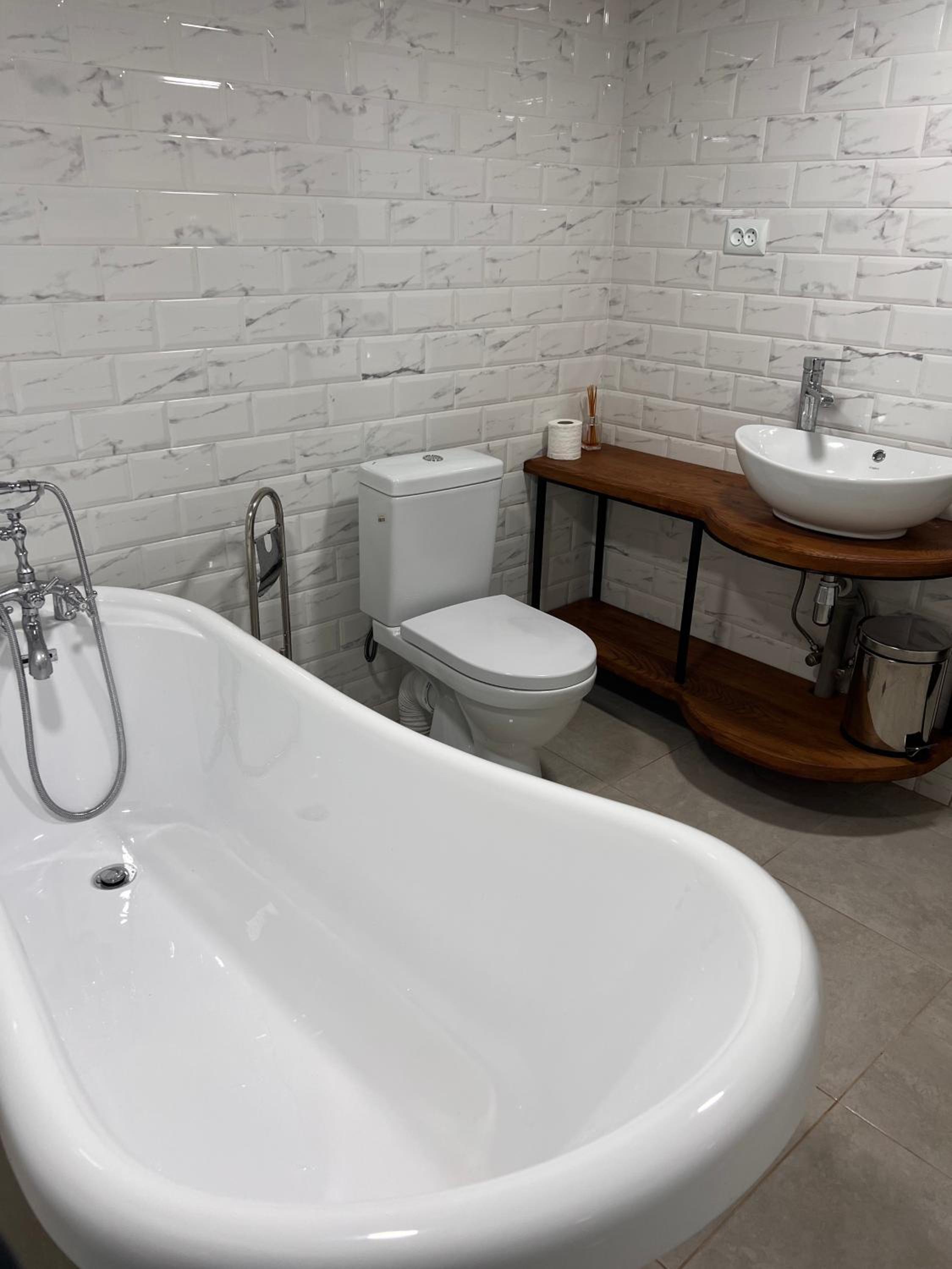 Budget Double or Twin Room - Photo 3