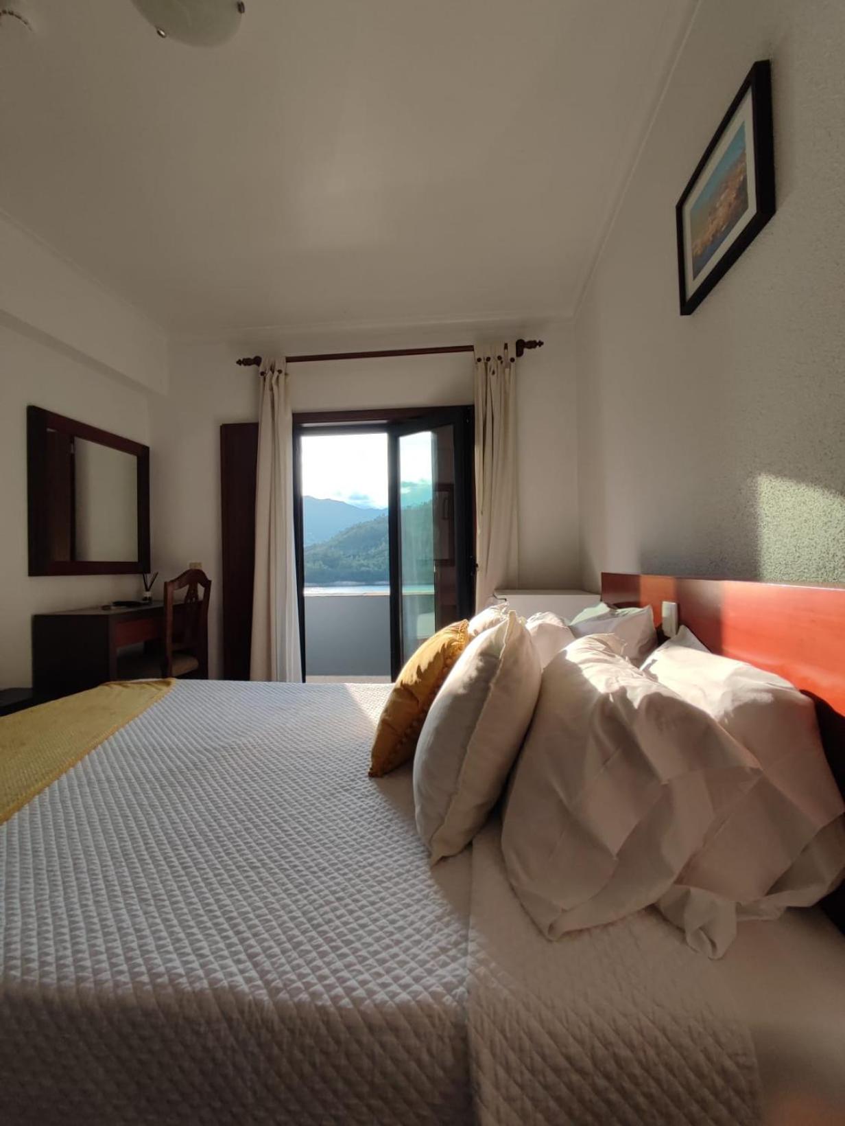 Double Room - Photo 9