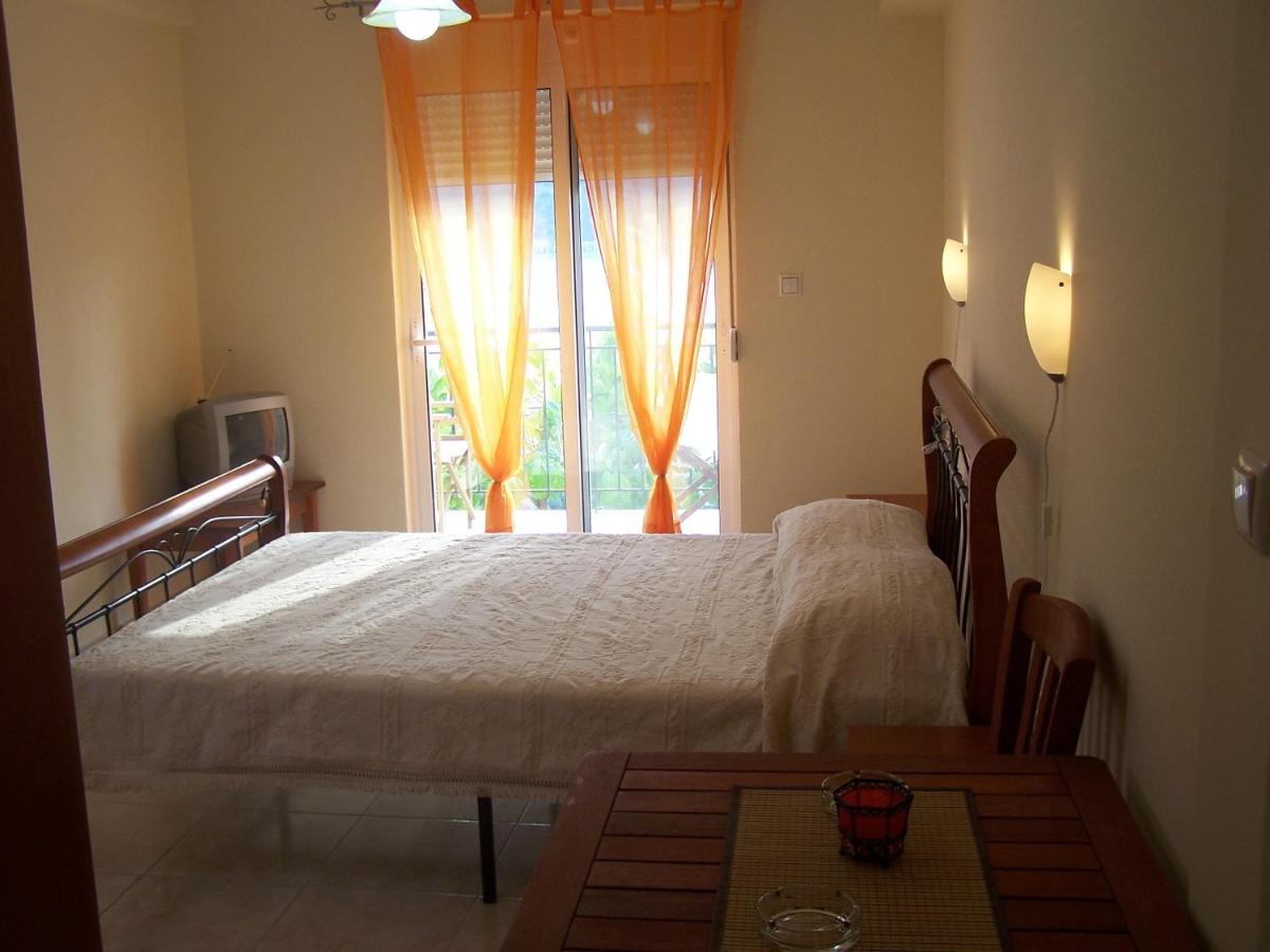 Double Room with Balcony and Sea View photo 3