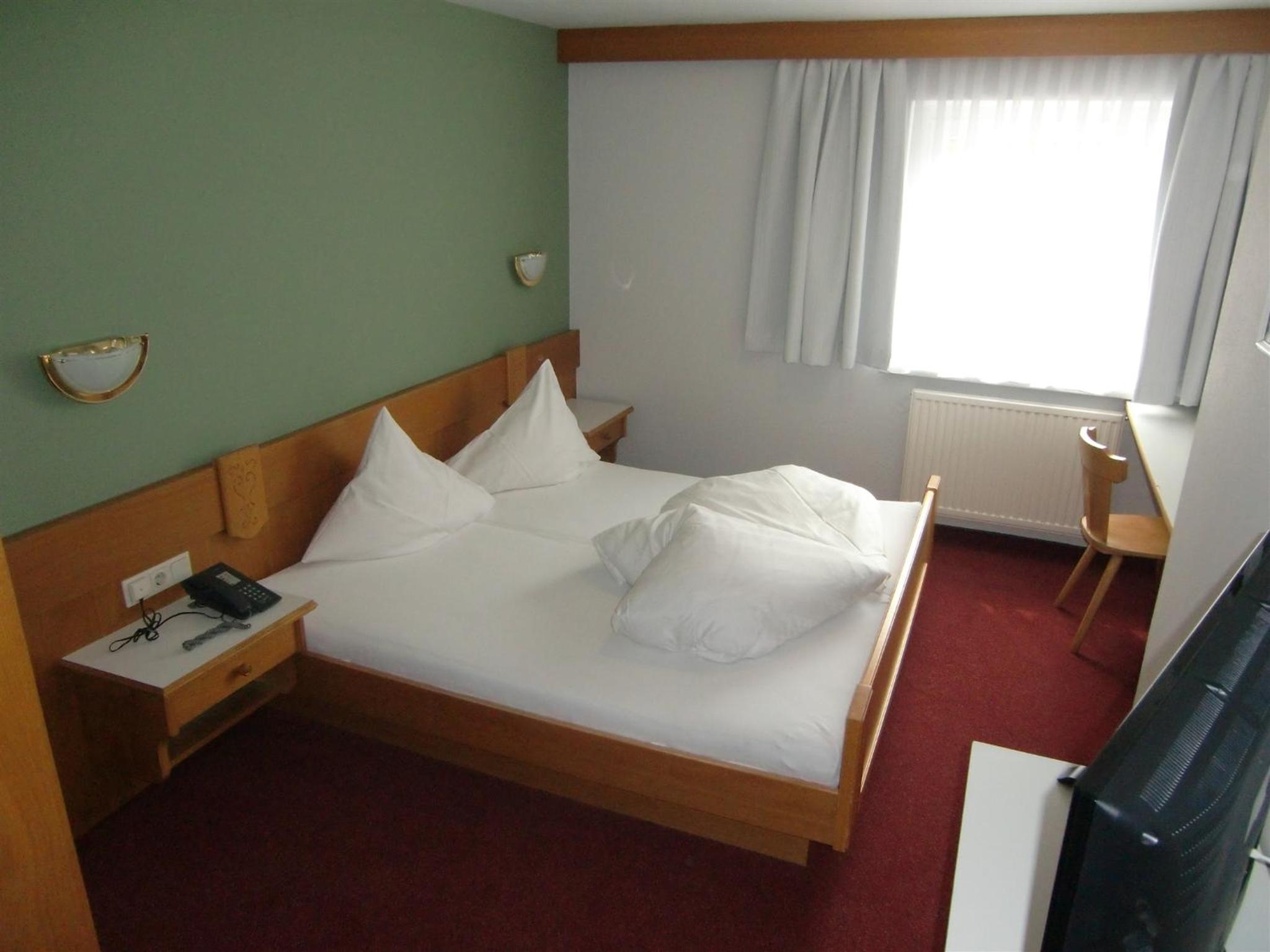 Single Room photo 3