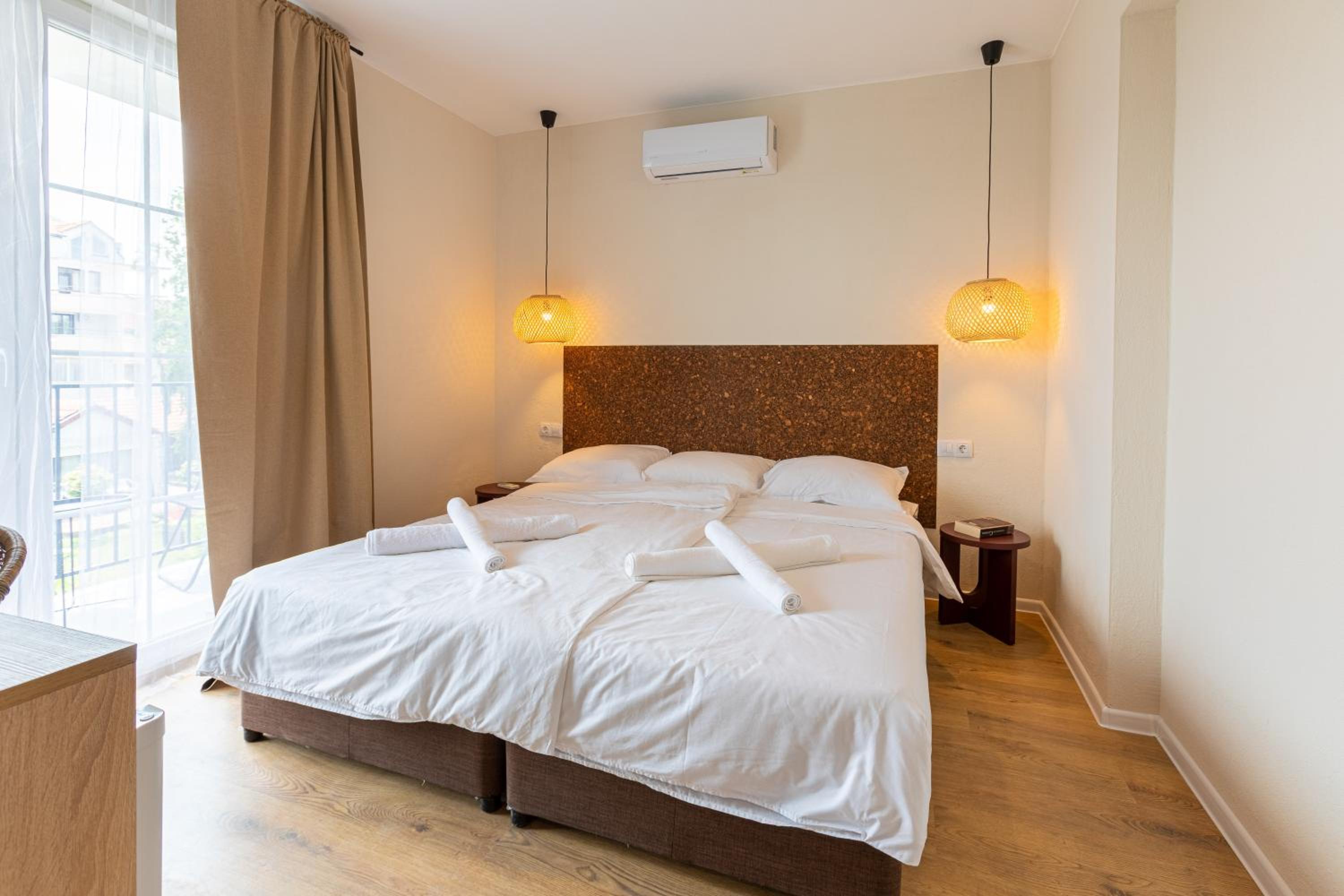 Deluxe Double Room with Balcony photo 1