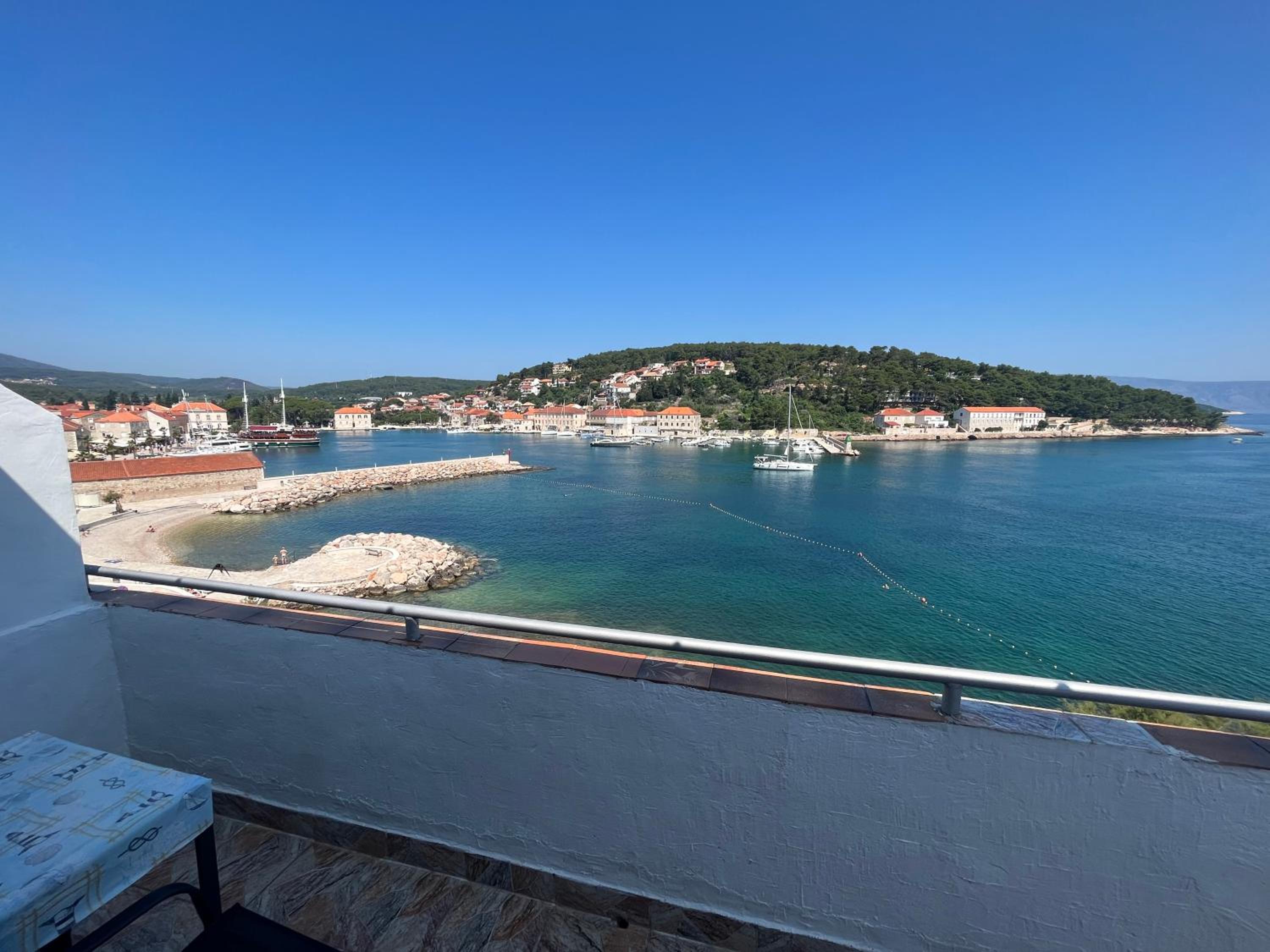 Apartment with Sea View