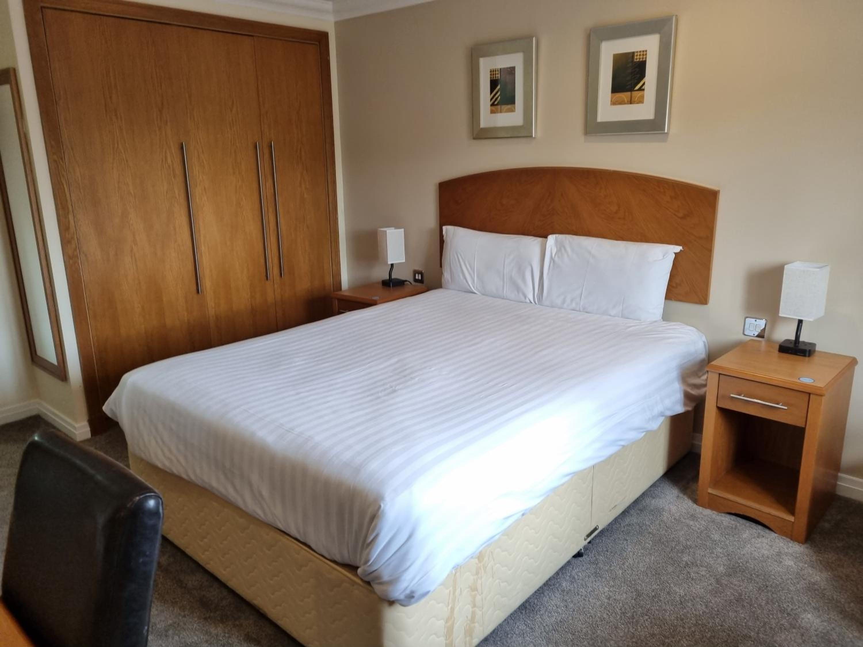 Standard Double Room - Photo 2