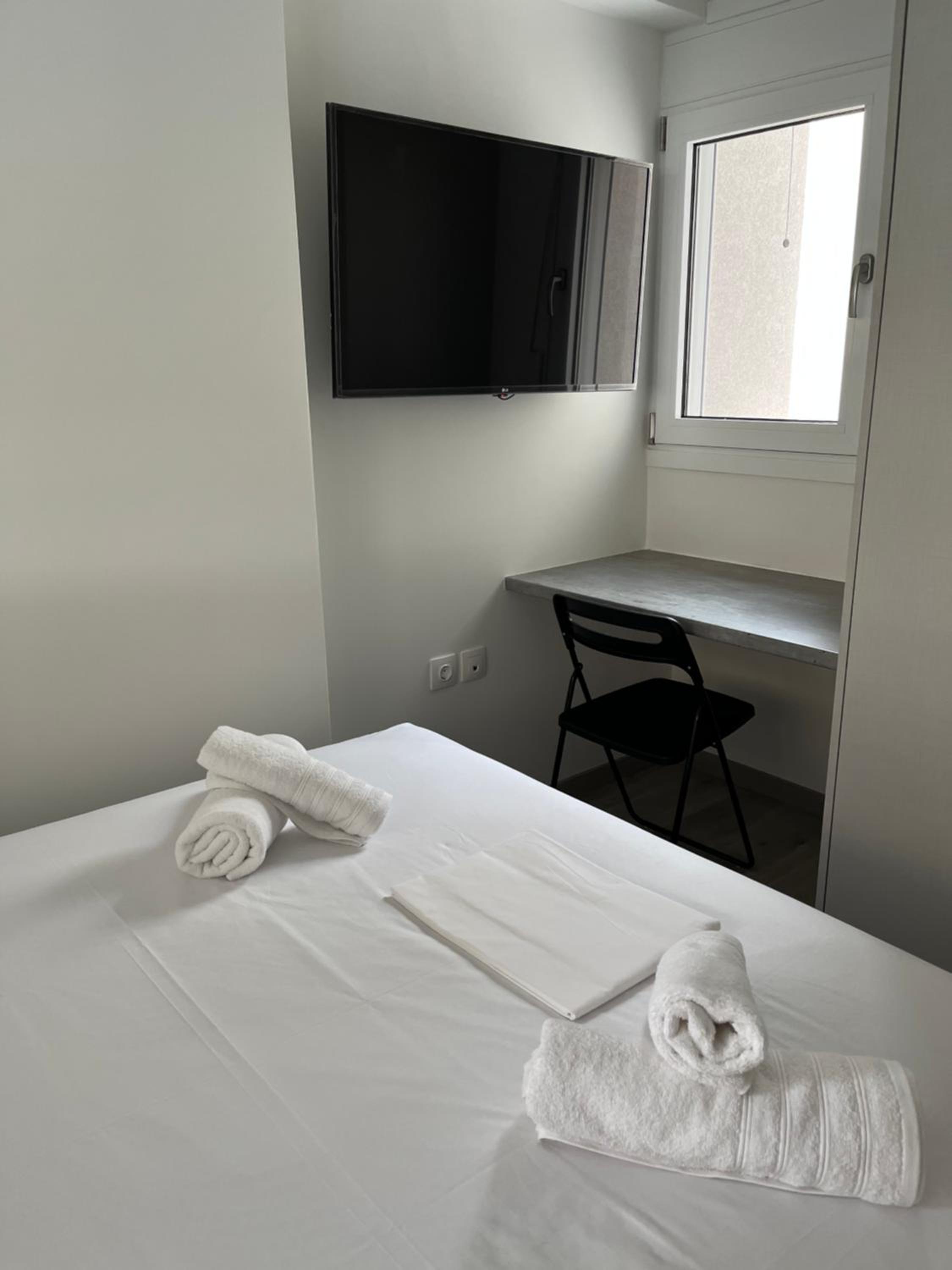 Apartment with Balcony photo 1