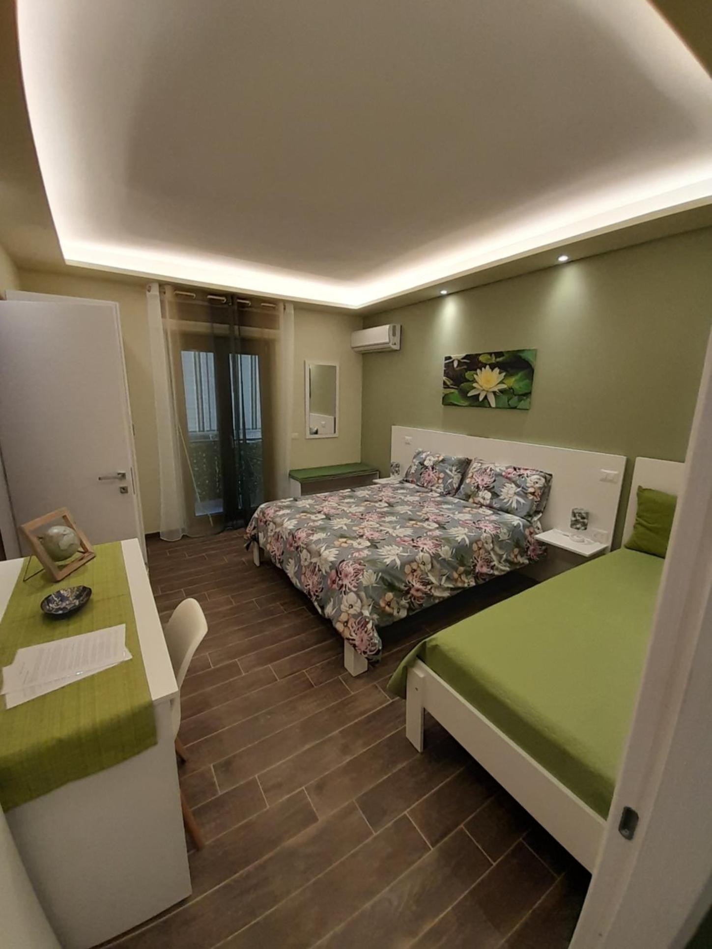 Triple Room with Private Bathroom photo 3