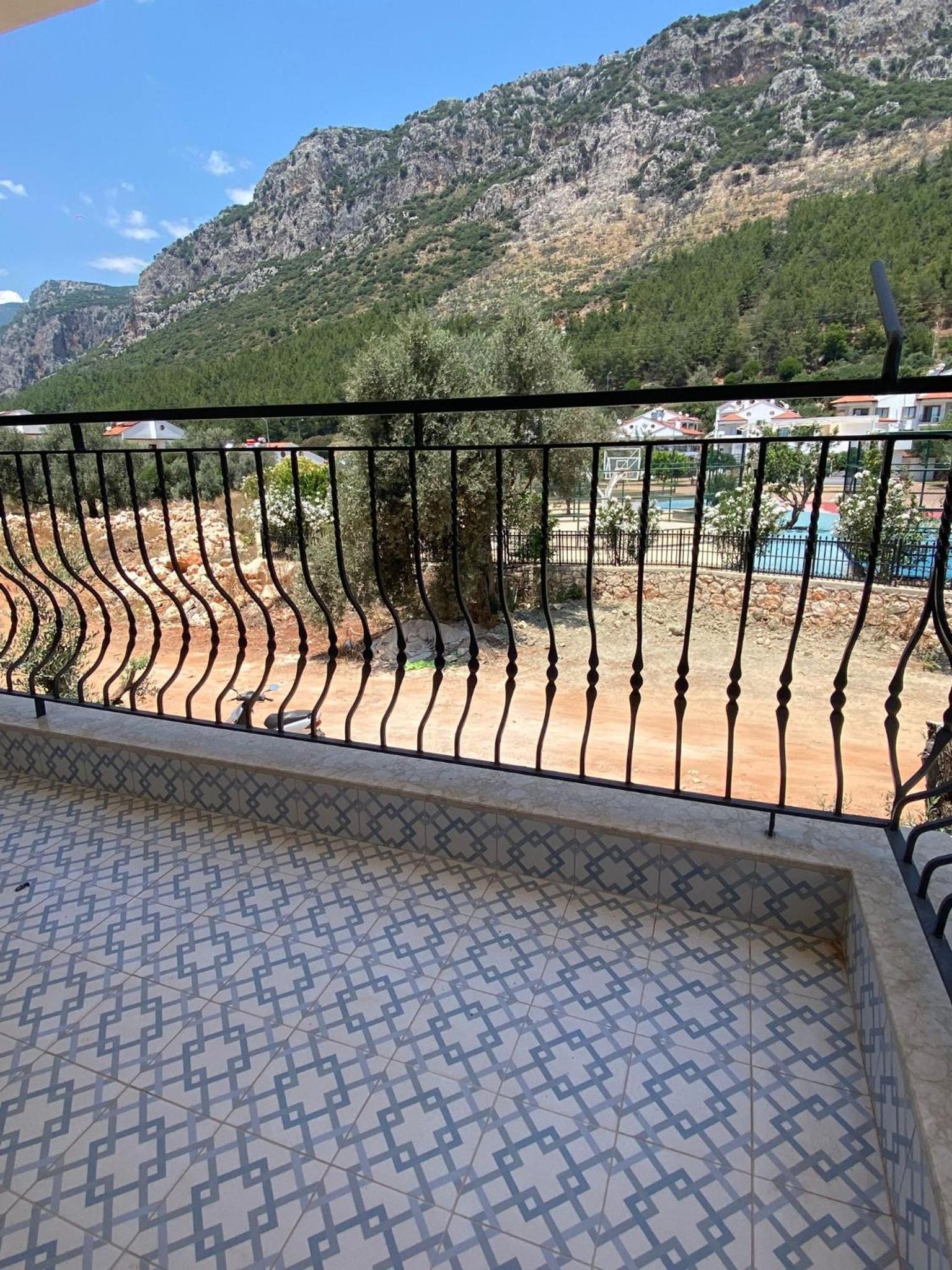 Two-Bedroom Apartment photo 3
