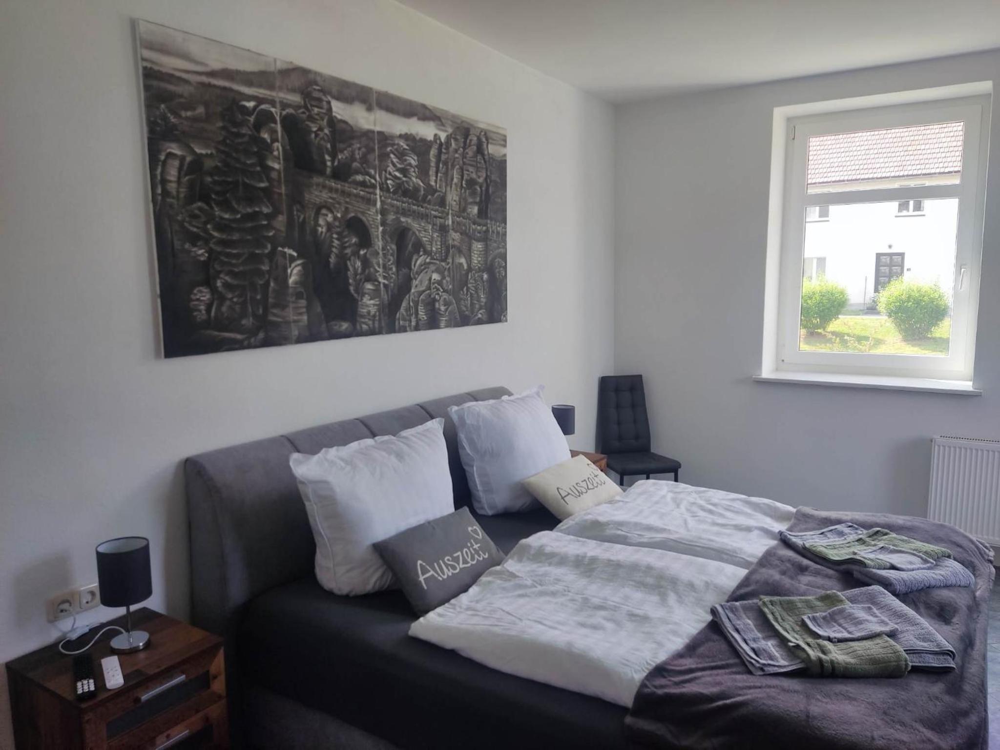 One-Bedroom Apartment photo 2