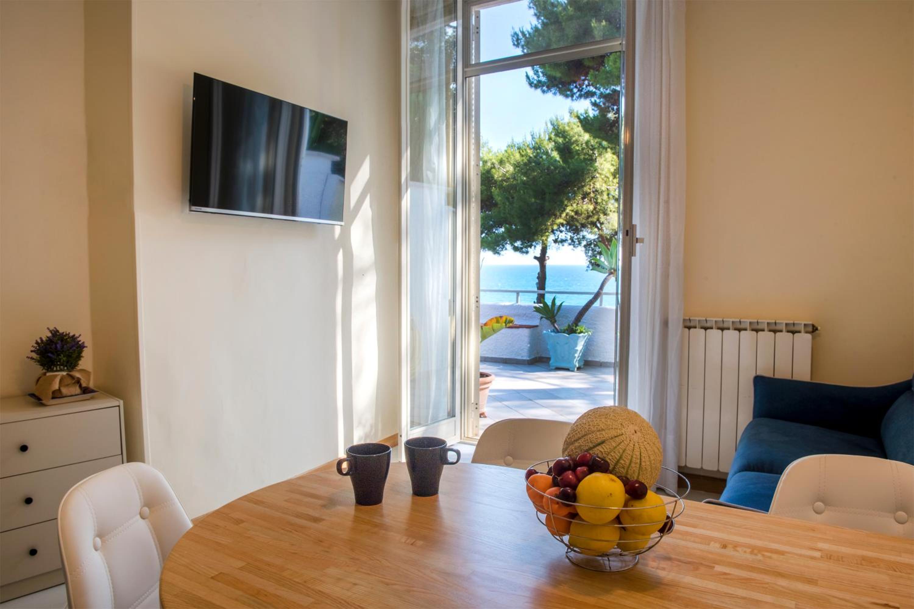 Apartment with Sea View photo 3