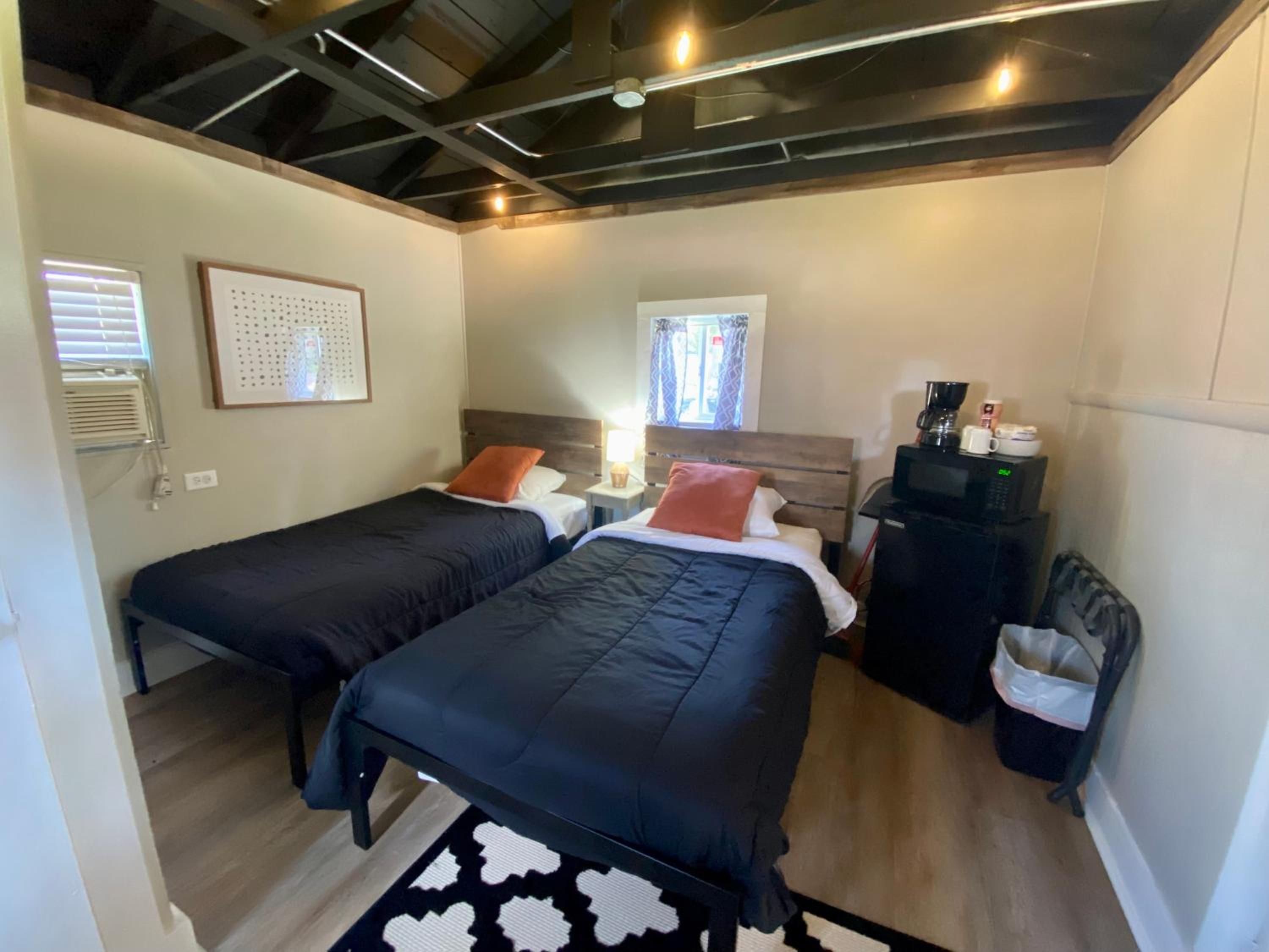 Double or Twin Room with Private Bathroom