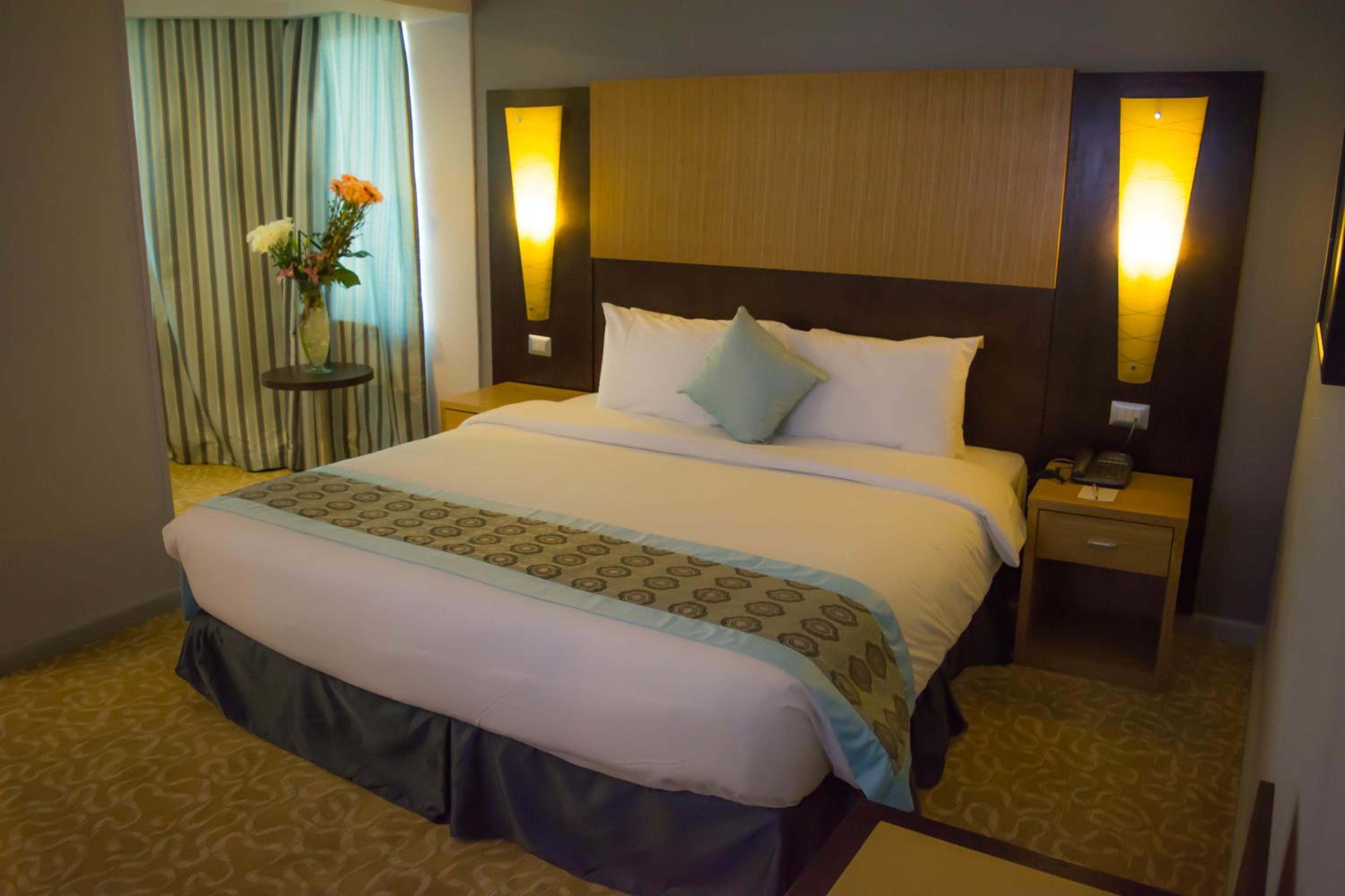 Deluxe Double or Twin Room