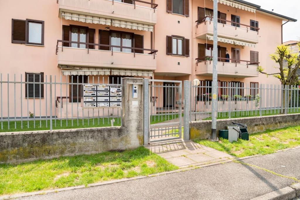 Apartment with Terrace - Photo 24