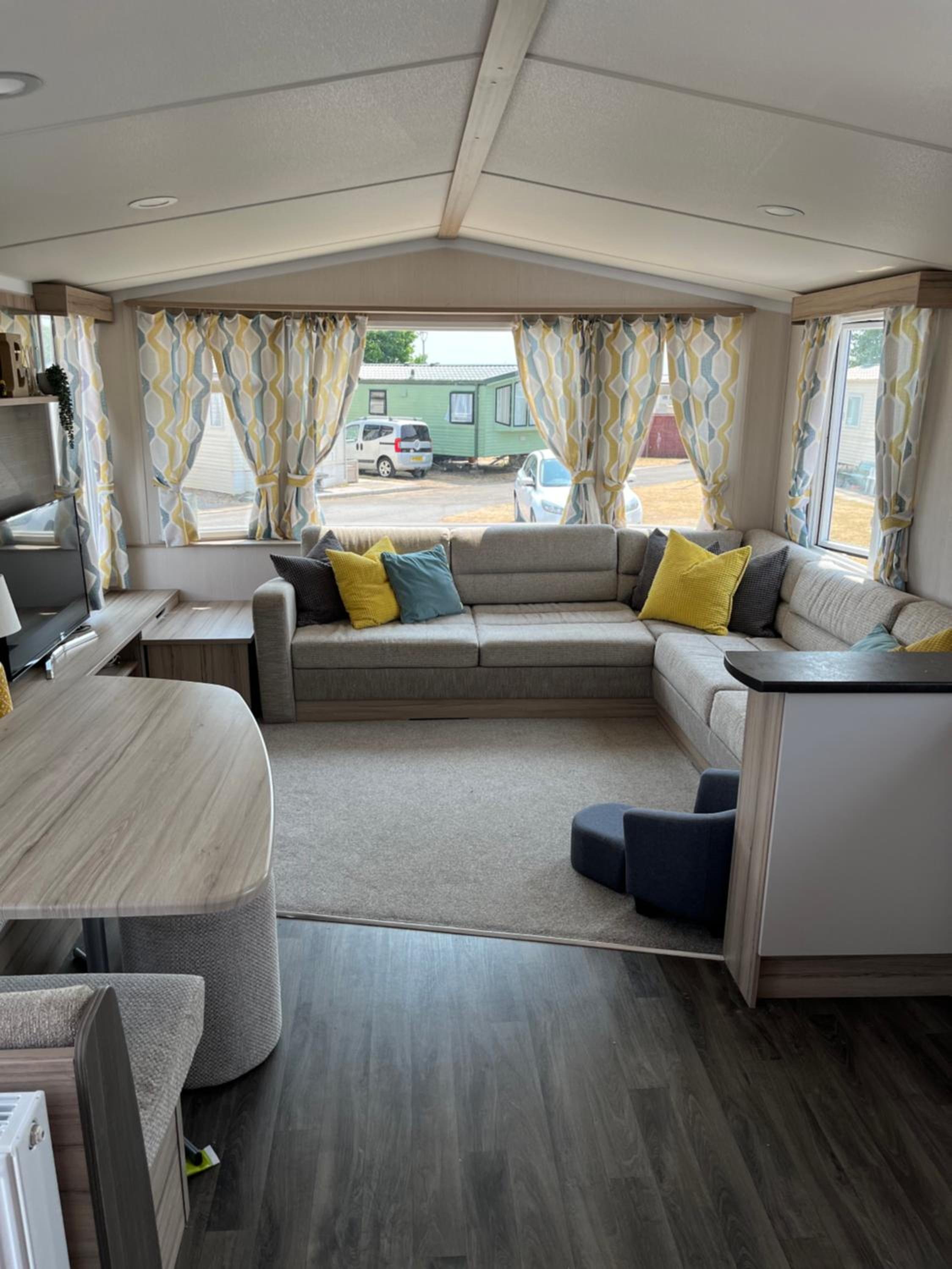 Caravan photo 1