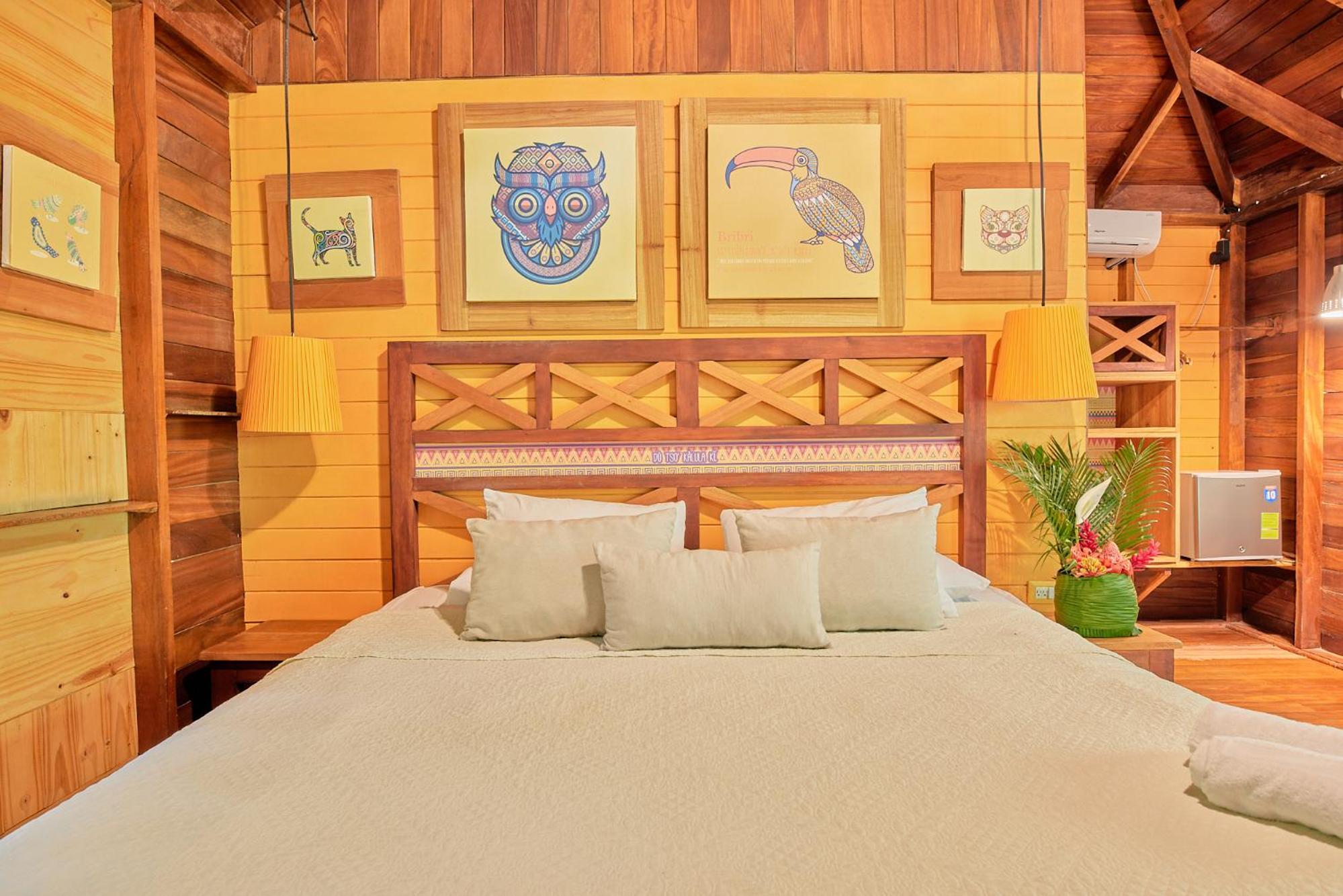 King Bungalow with Jungle View - Photo 5