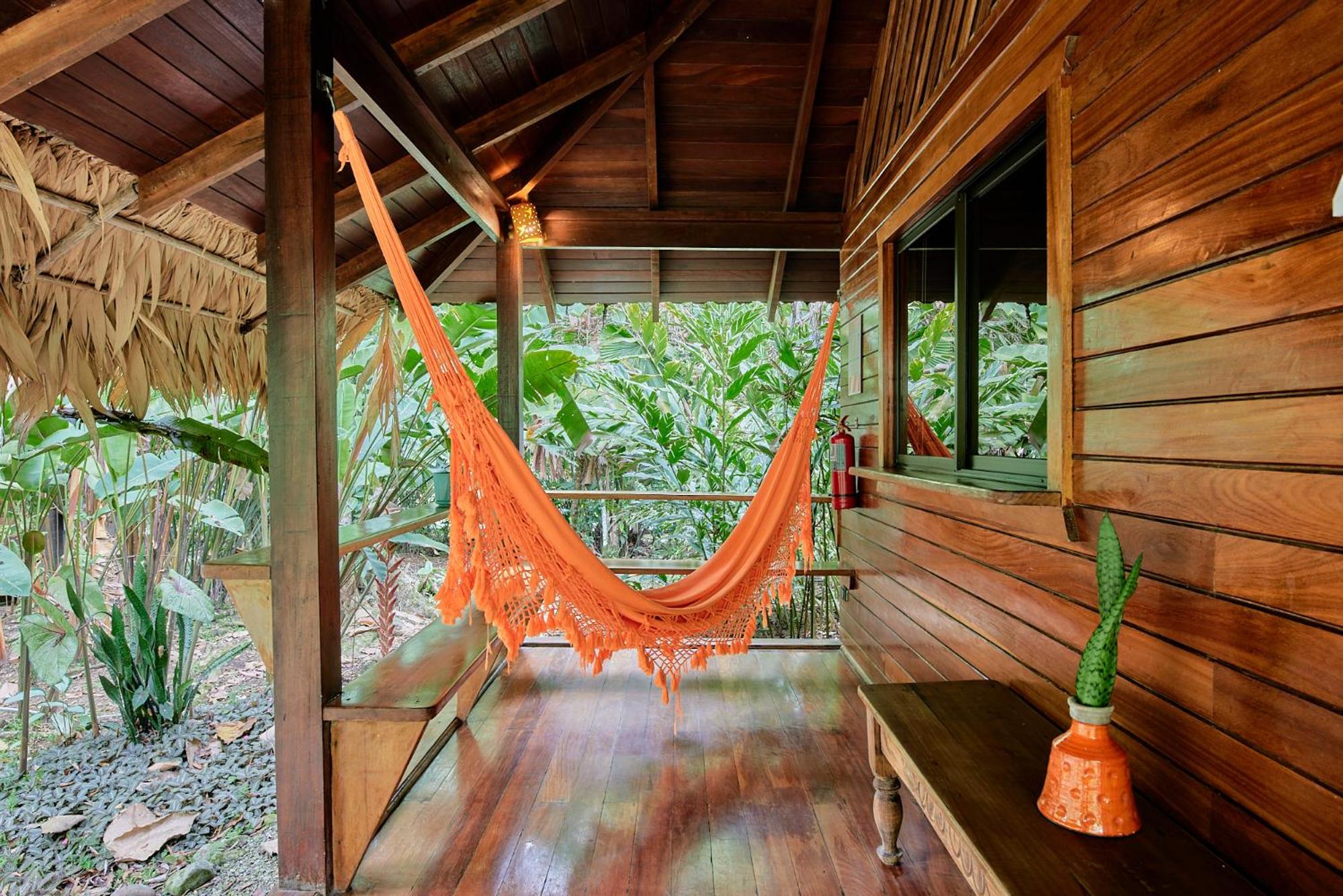 King Bungalow with Jungle View - Photo 9