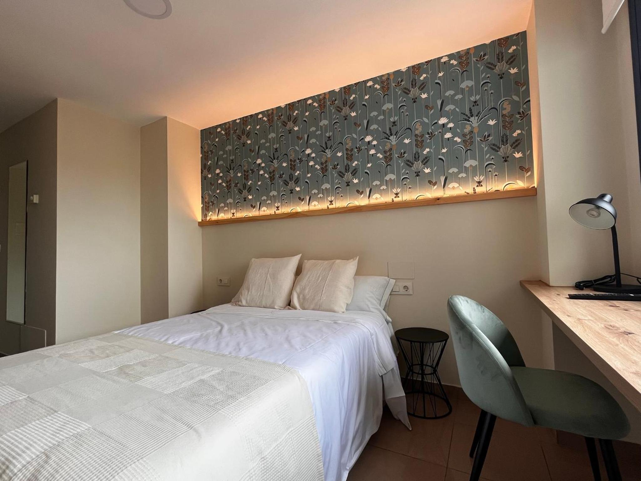 Double Room - Photo 4