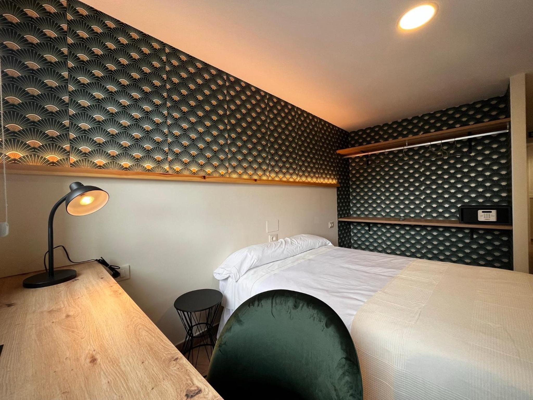 Double Room - Photo 3