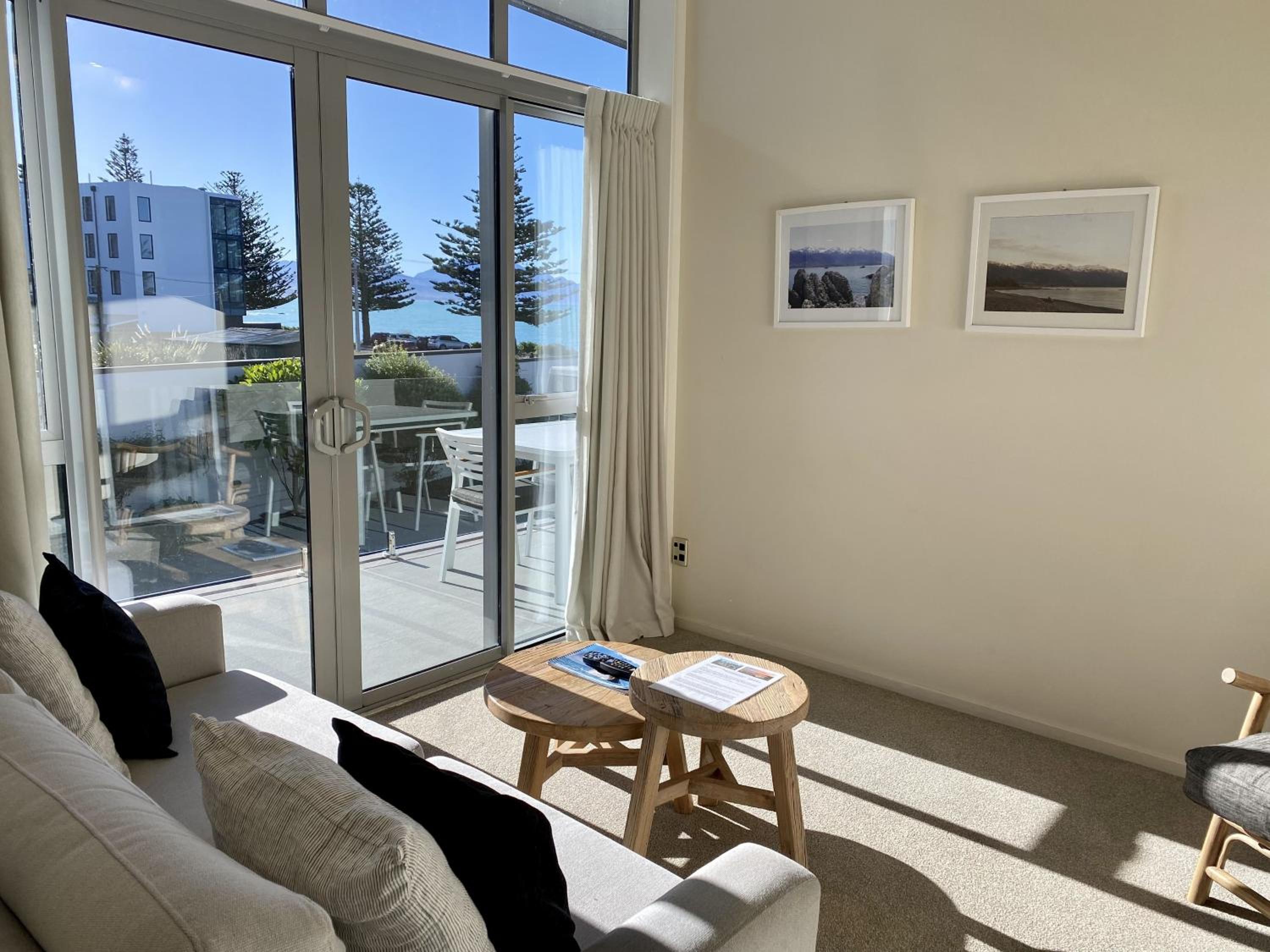 2 Bedroom 1st Floor Apartment with Ocean Views - Photo 10