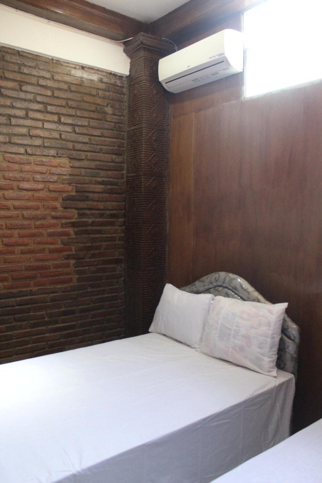 Standard Double Room - Photo 5