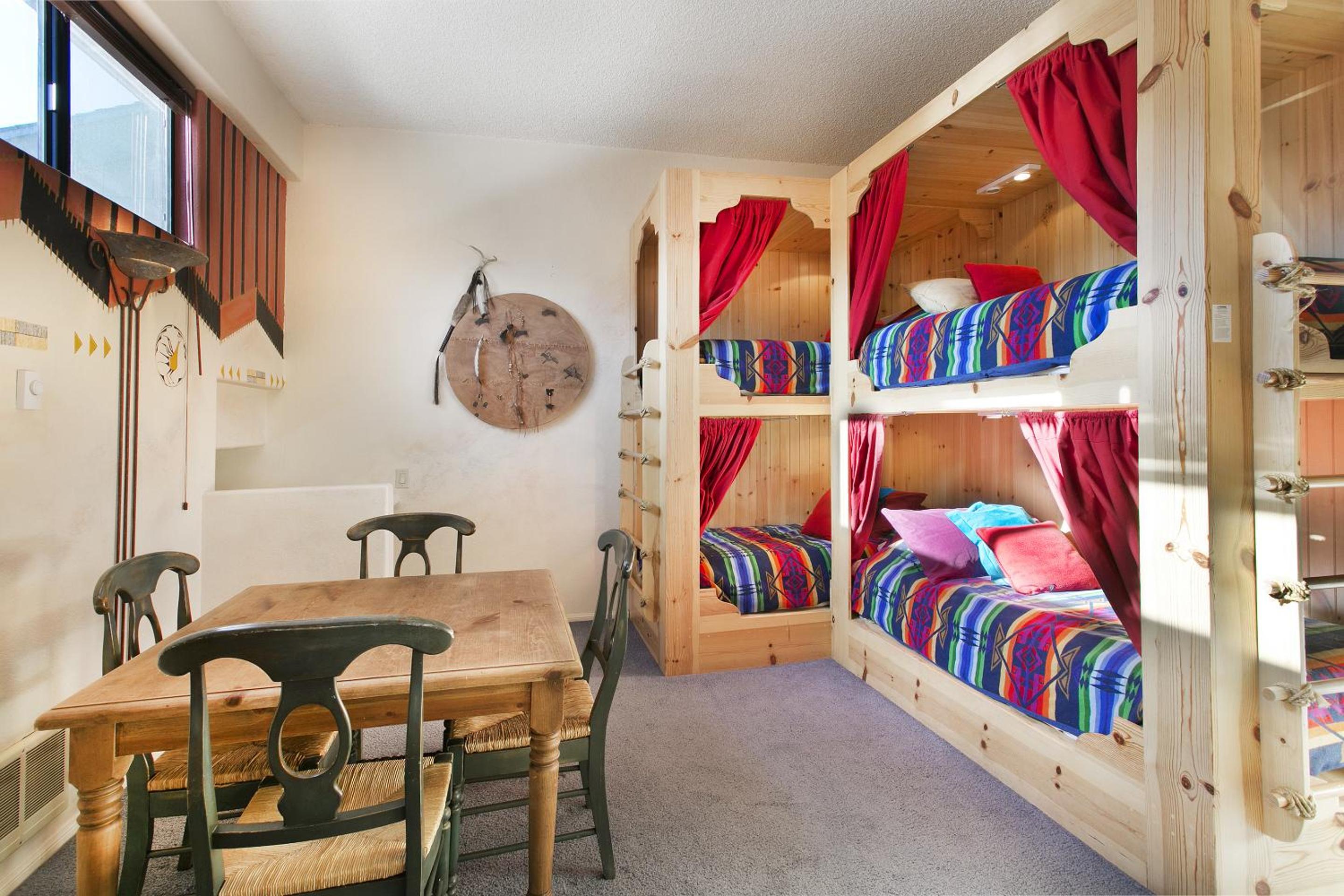 Two-Bedroom and loft Apartment photo 3