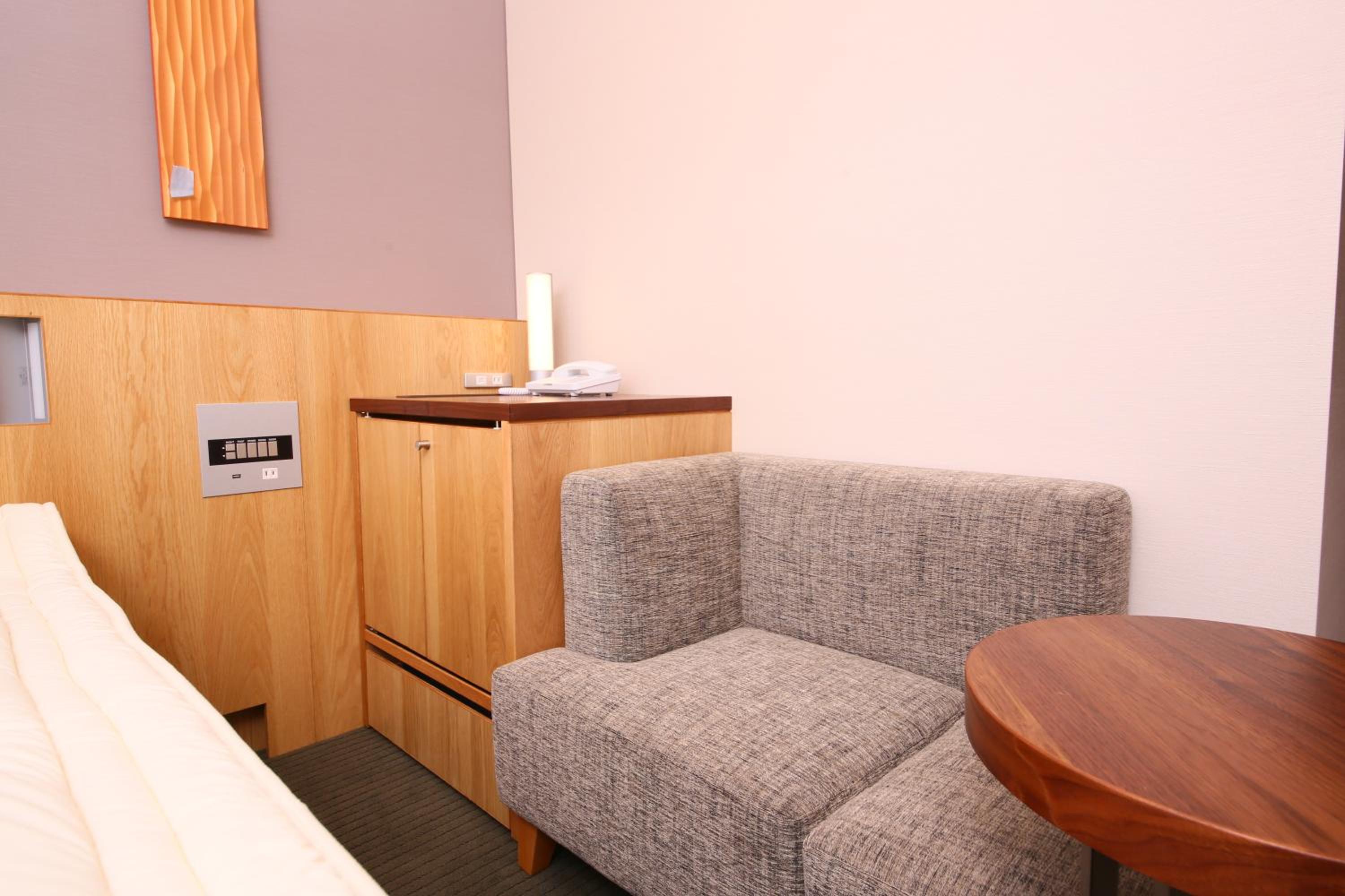 Double Room - Non-Smoking - Photo 3