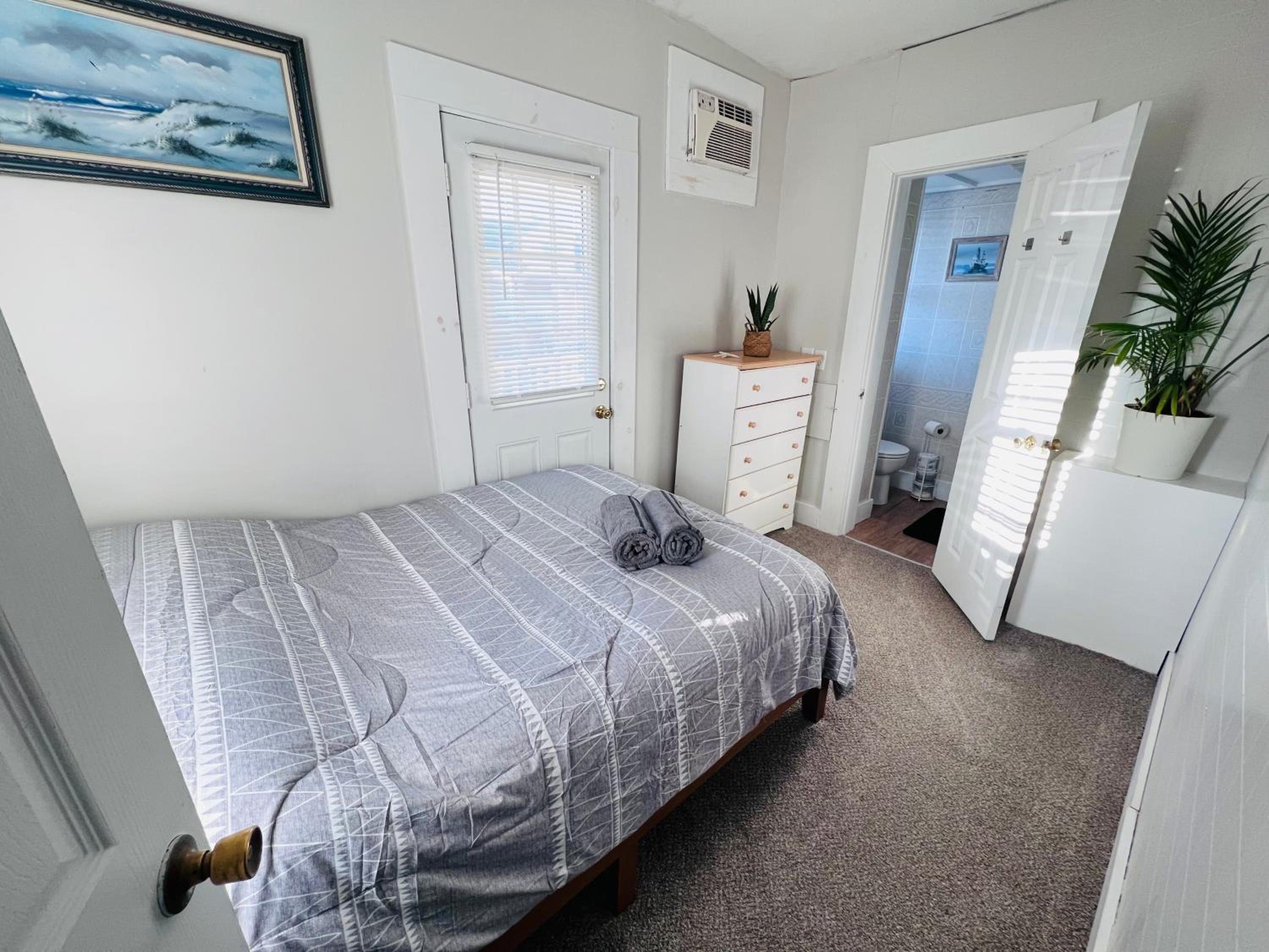 Three-Bedroom Apartment photo 1