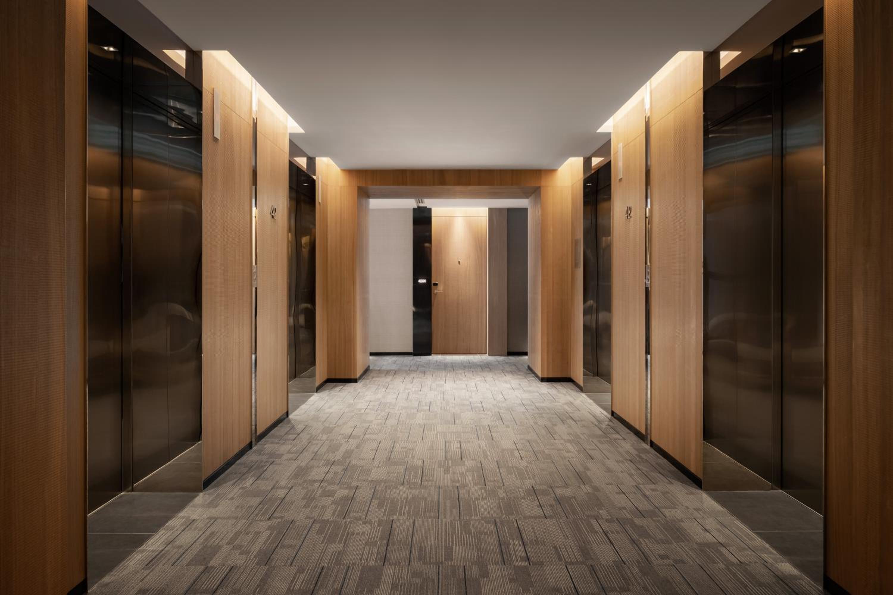 Standard King Room - Photo 4