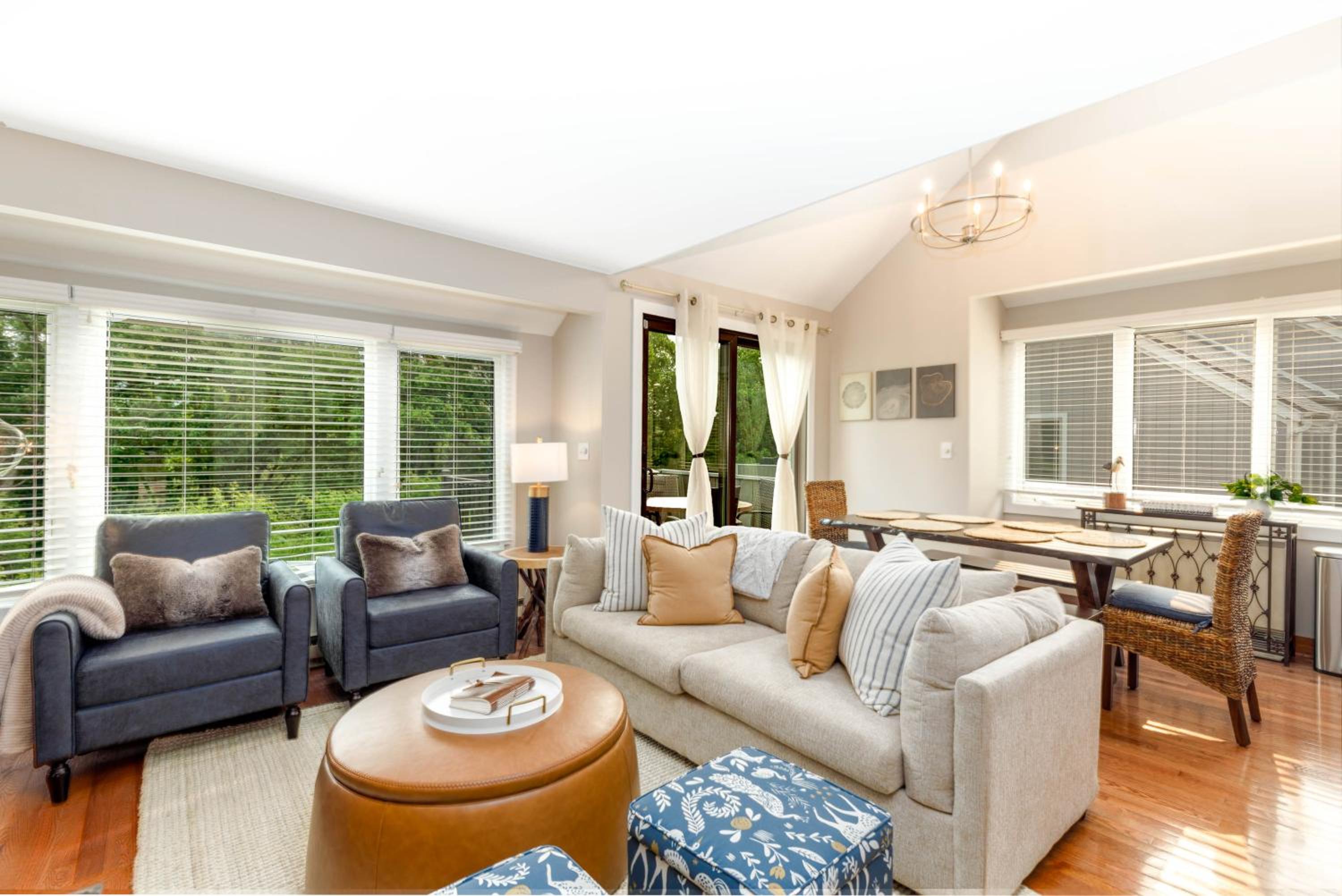 Three-Bedroom Townhouse photo 1
