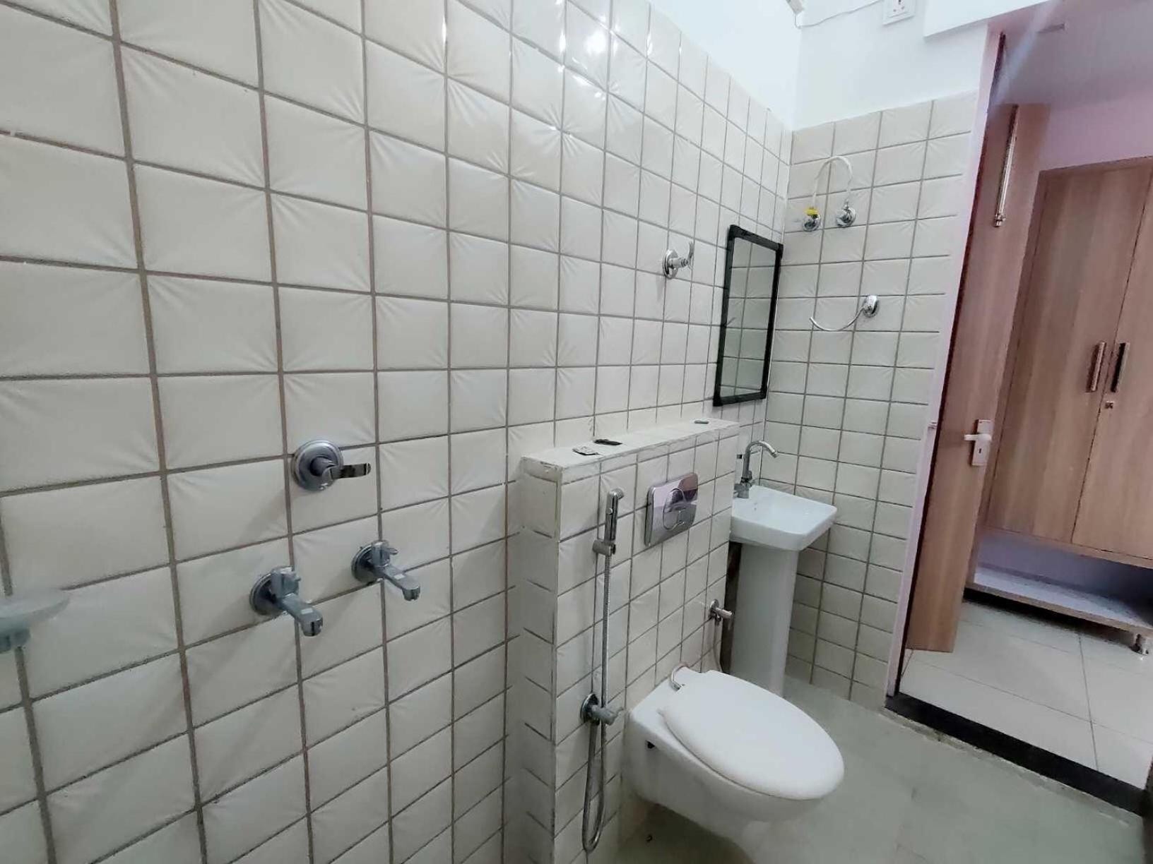 Classic Triple Room photo 2