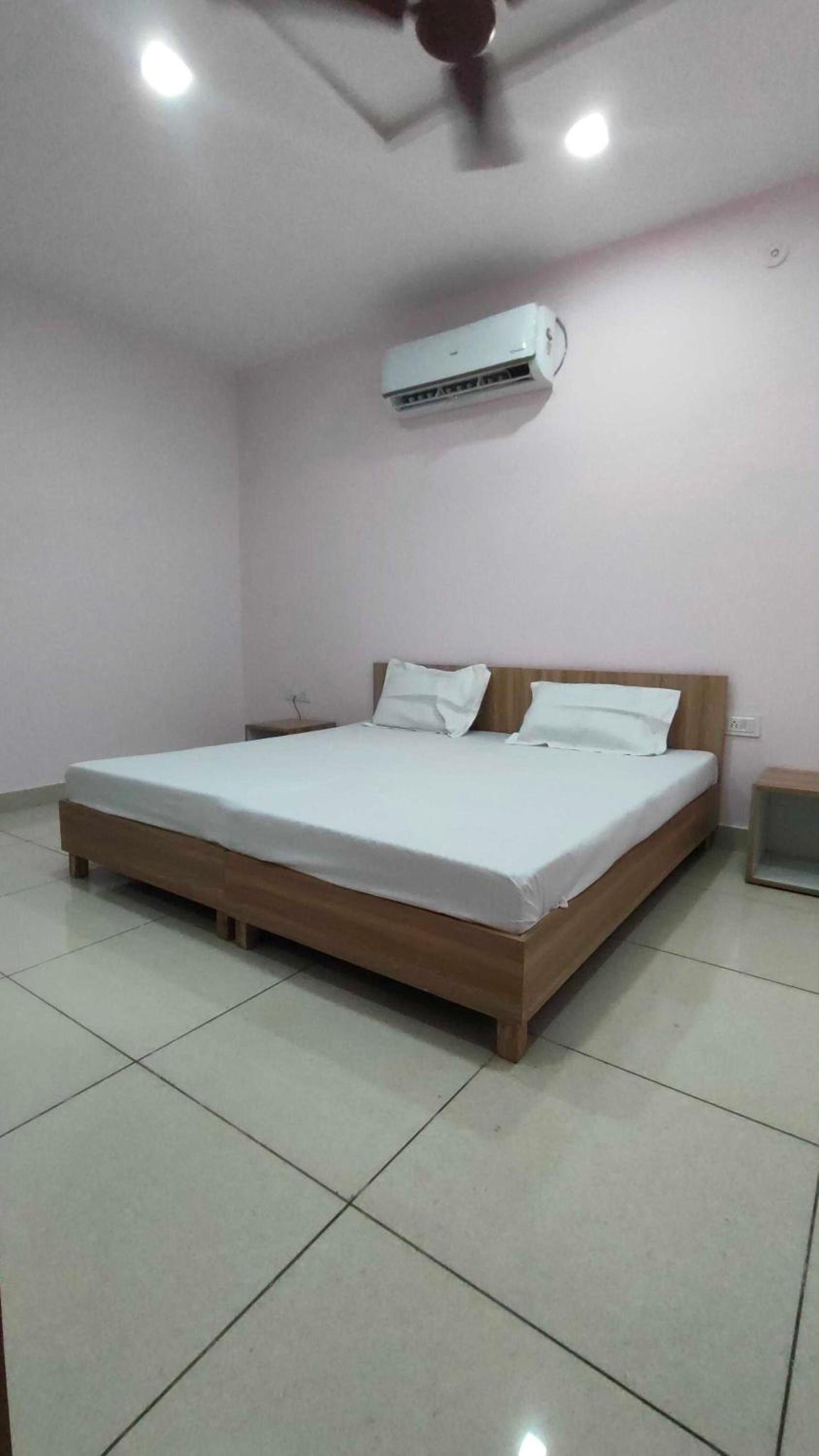 Classic Triple Room photo 1