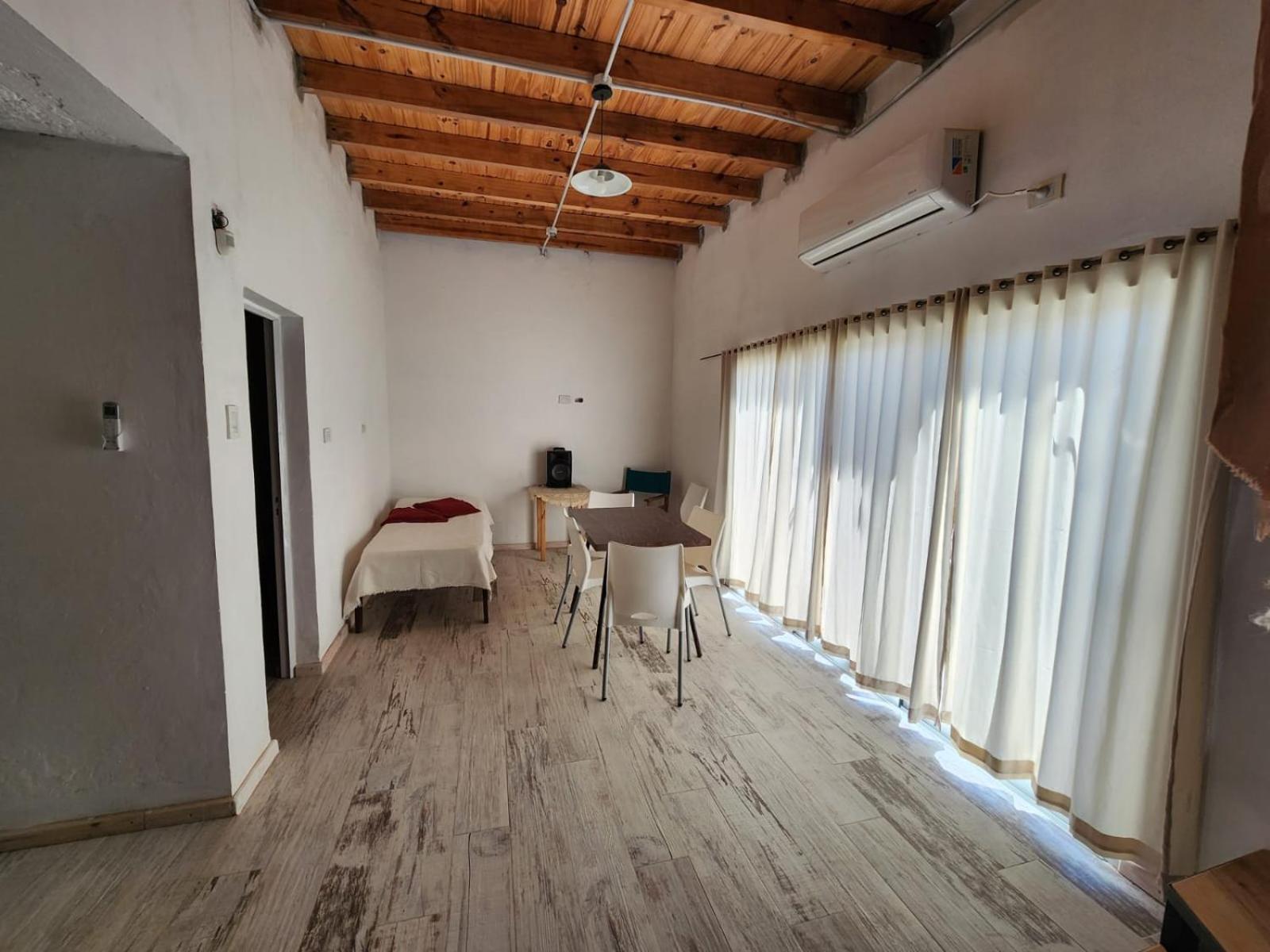 Apartment - Split Level photo 1