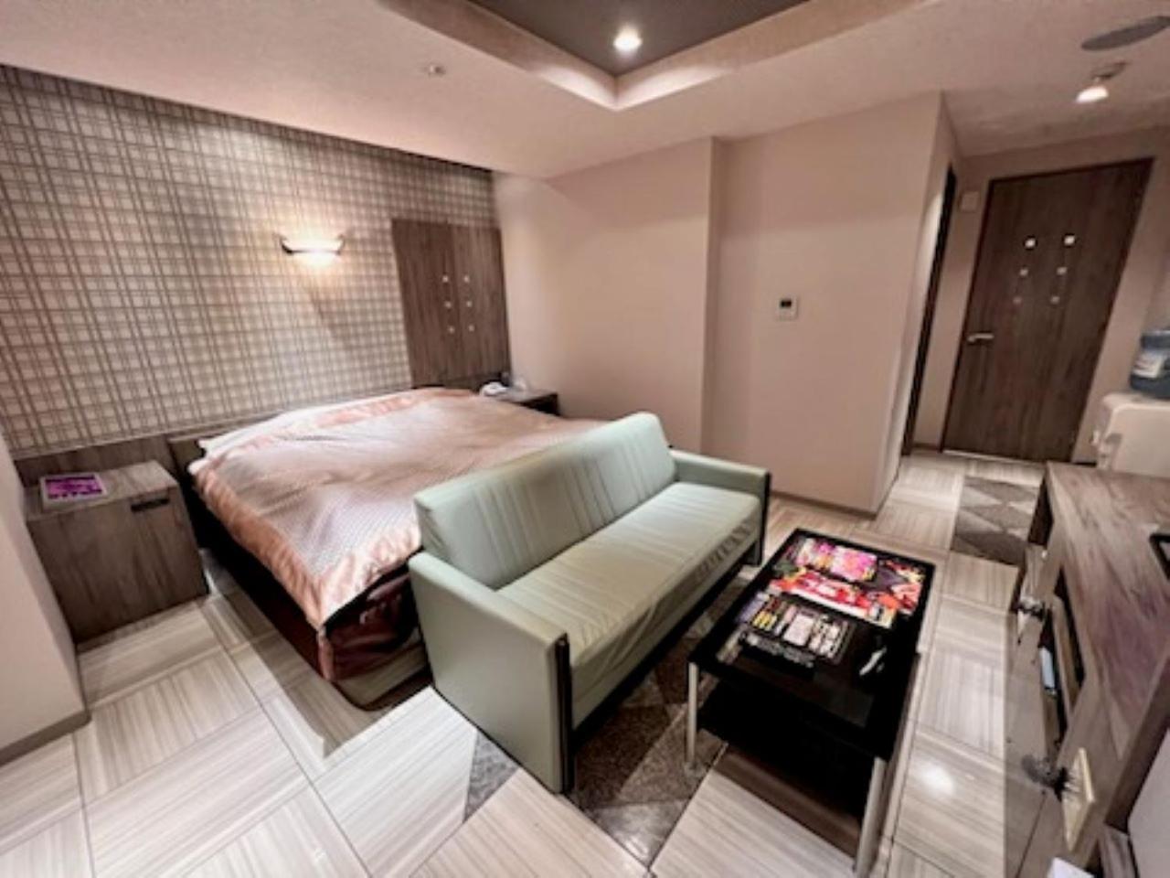 Deluxe Room - Photo 5