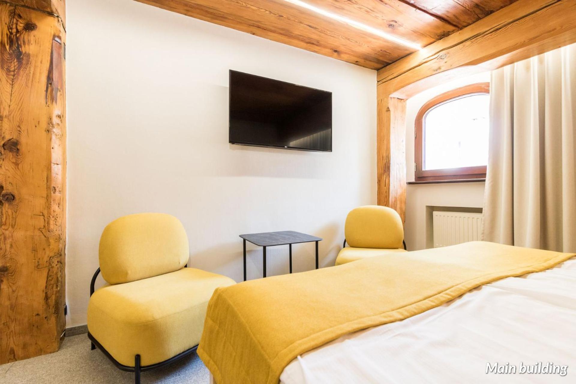 Double Room - without Air Conditioning  - Photo 2