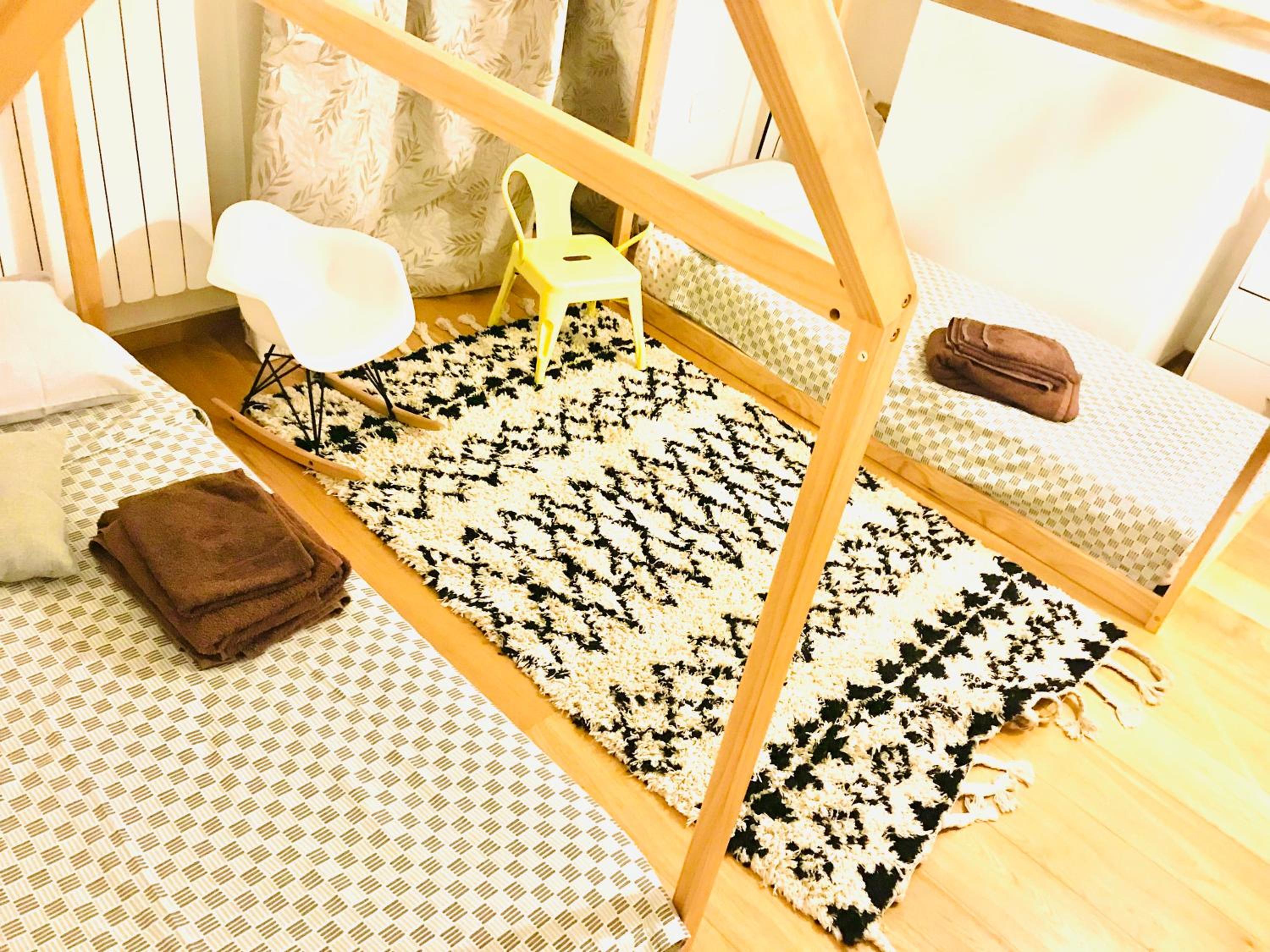 Three-Bedroom Apartment - Photo 19