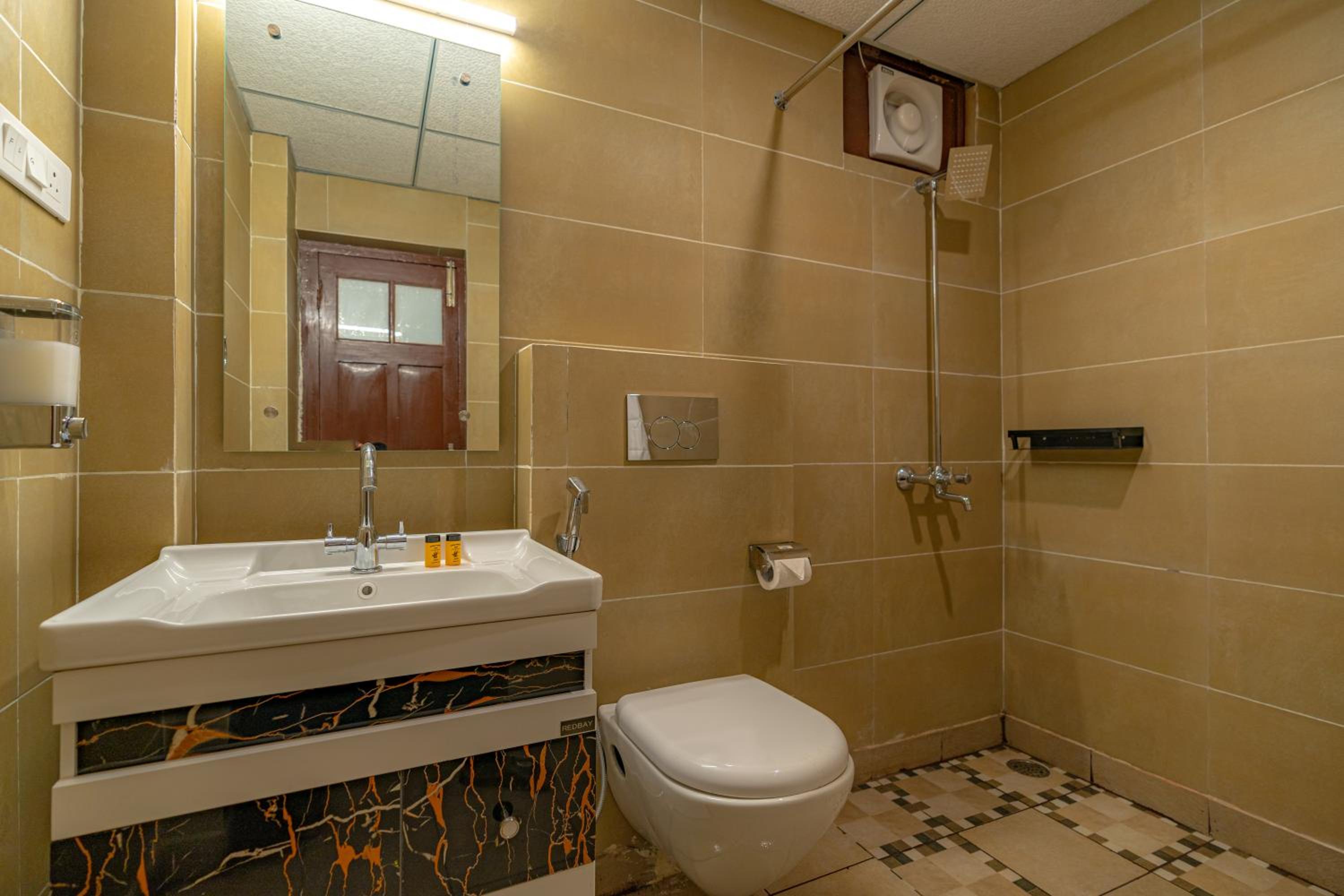 Premium Double Room x B Block photo 2