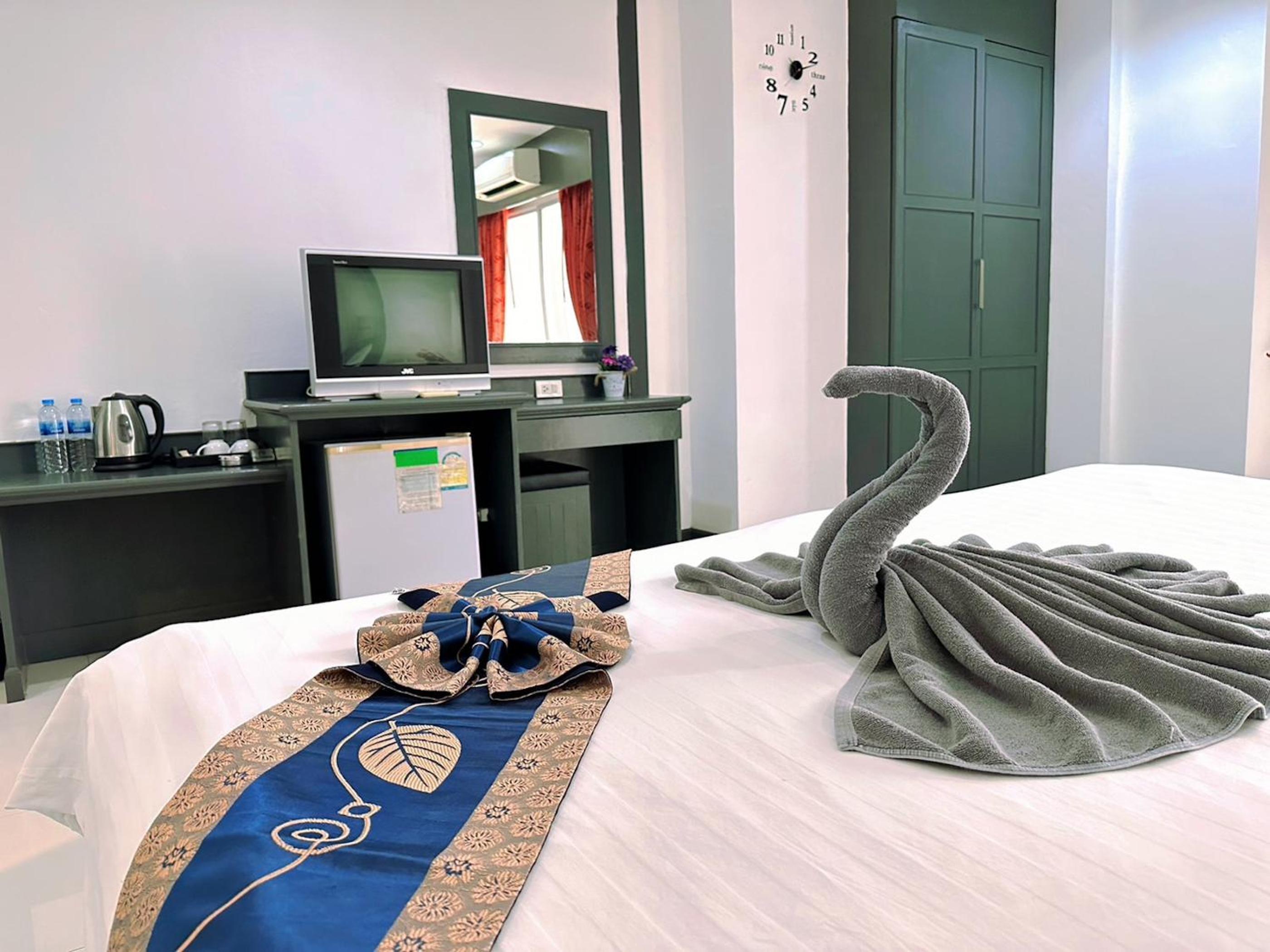 Superior Double Room - Photo 8