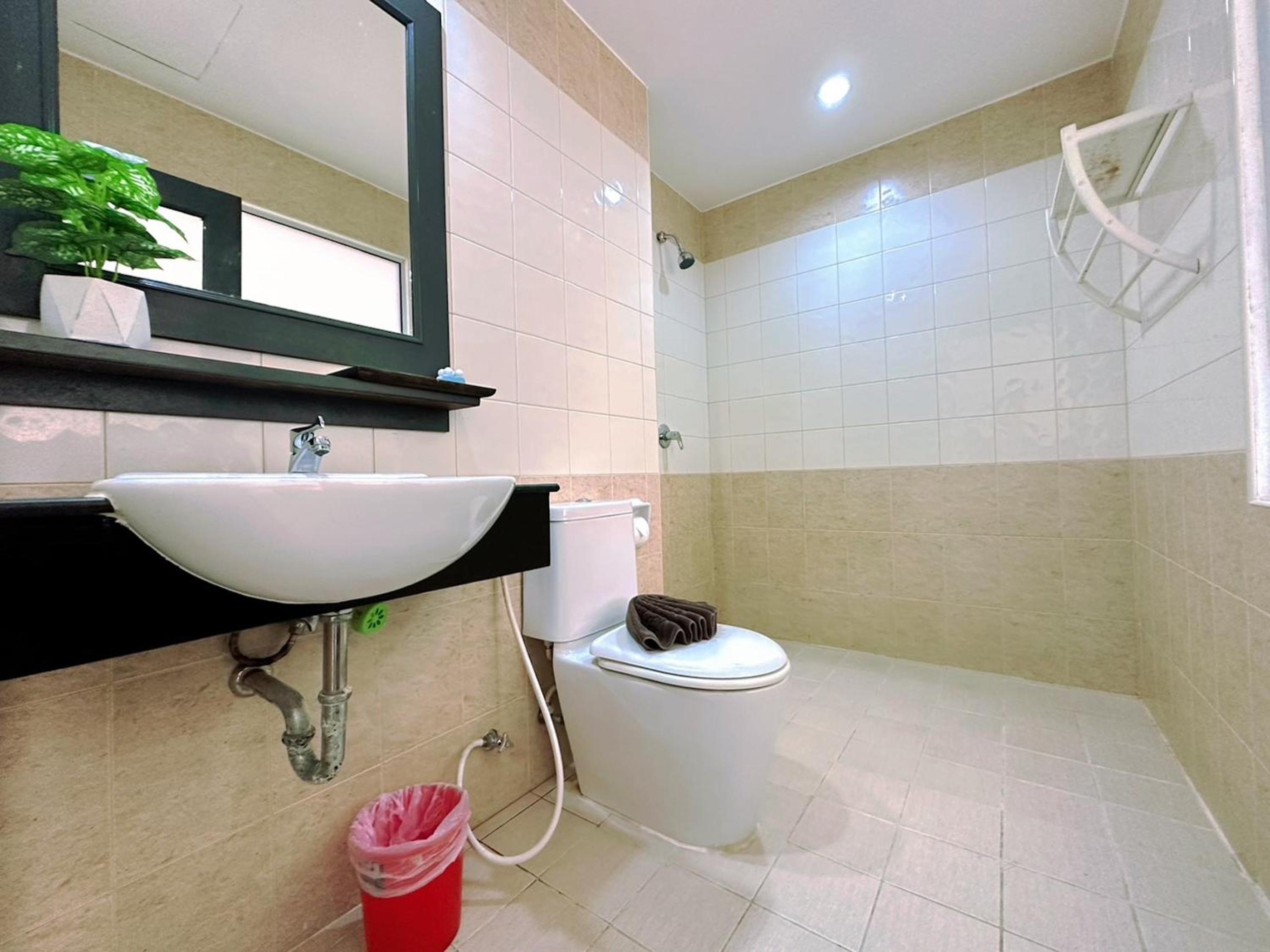 Deluxe Double Room - Photo 7