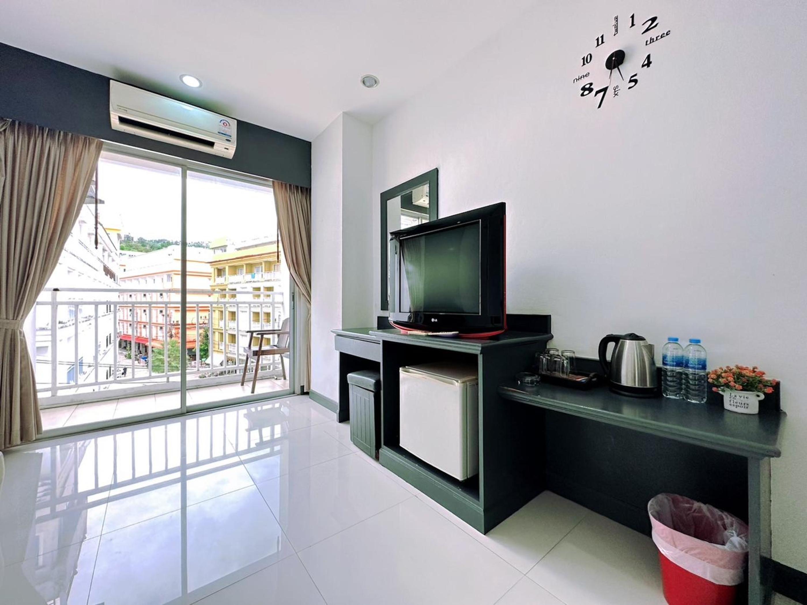 Deluxe Double Room - Photo 6