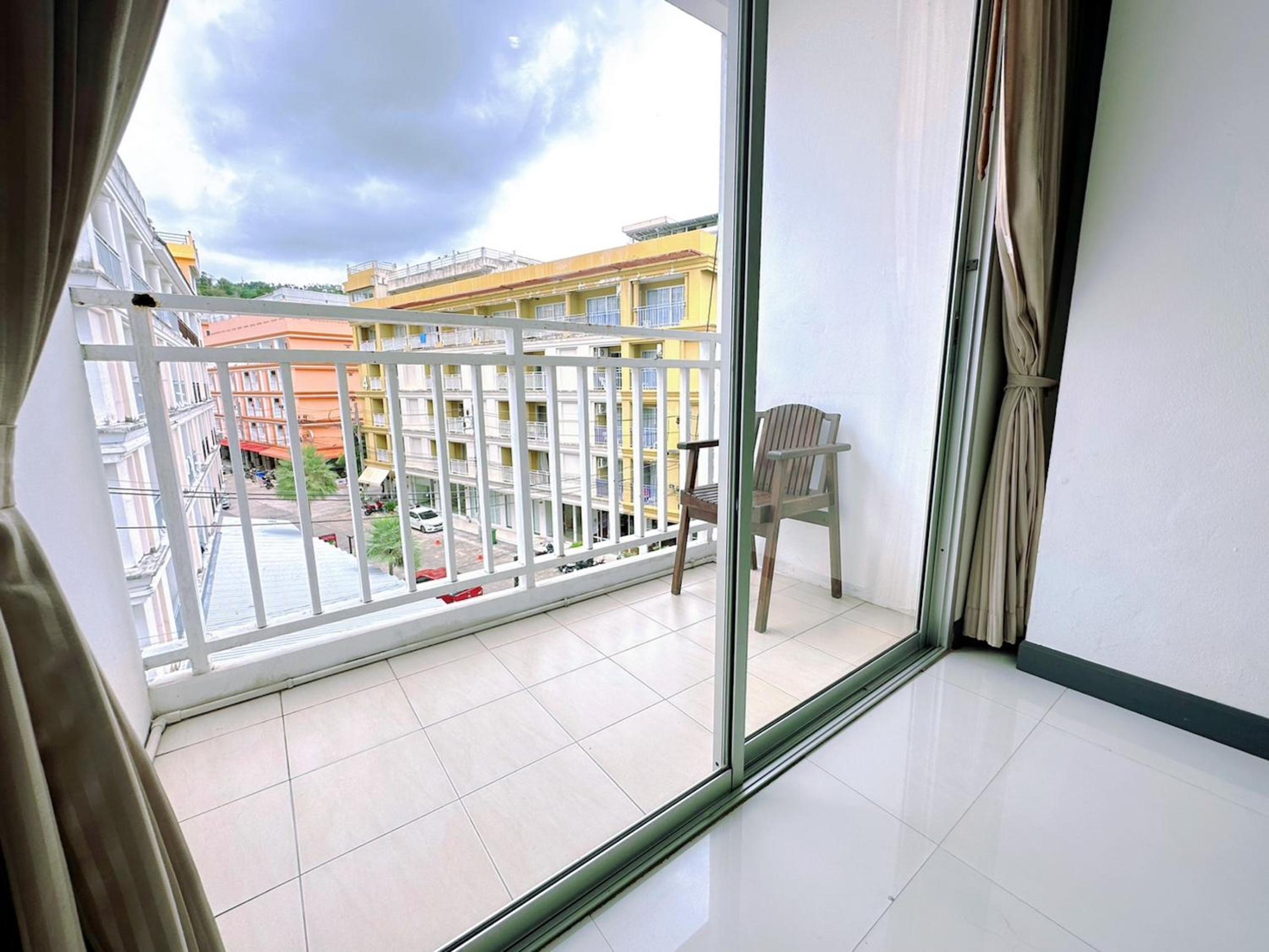 Deluxe Double Room - Photo 5