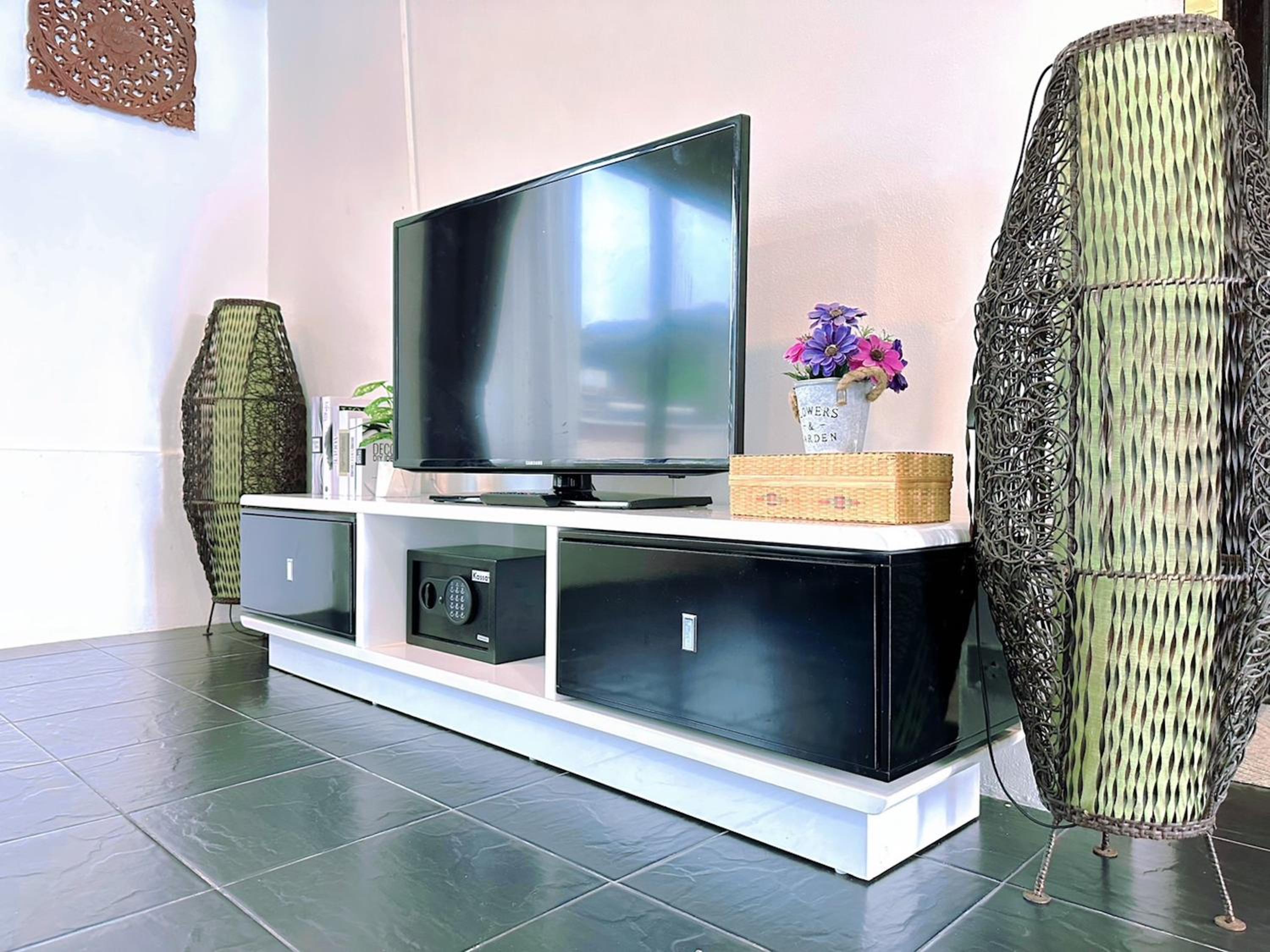 Suite - Photo 8